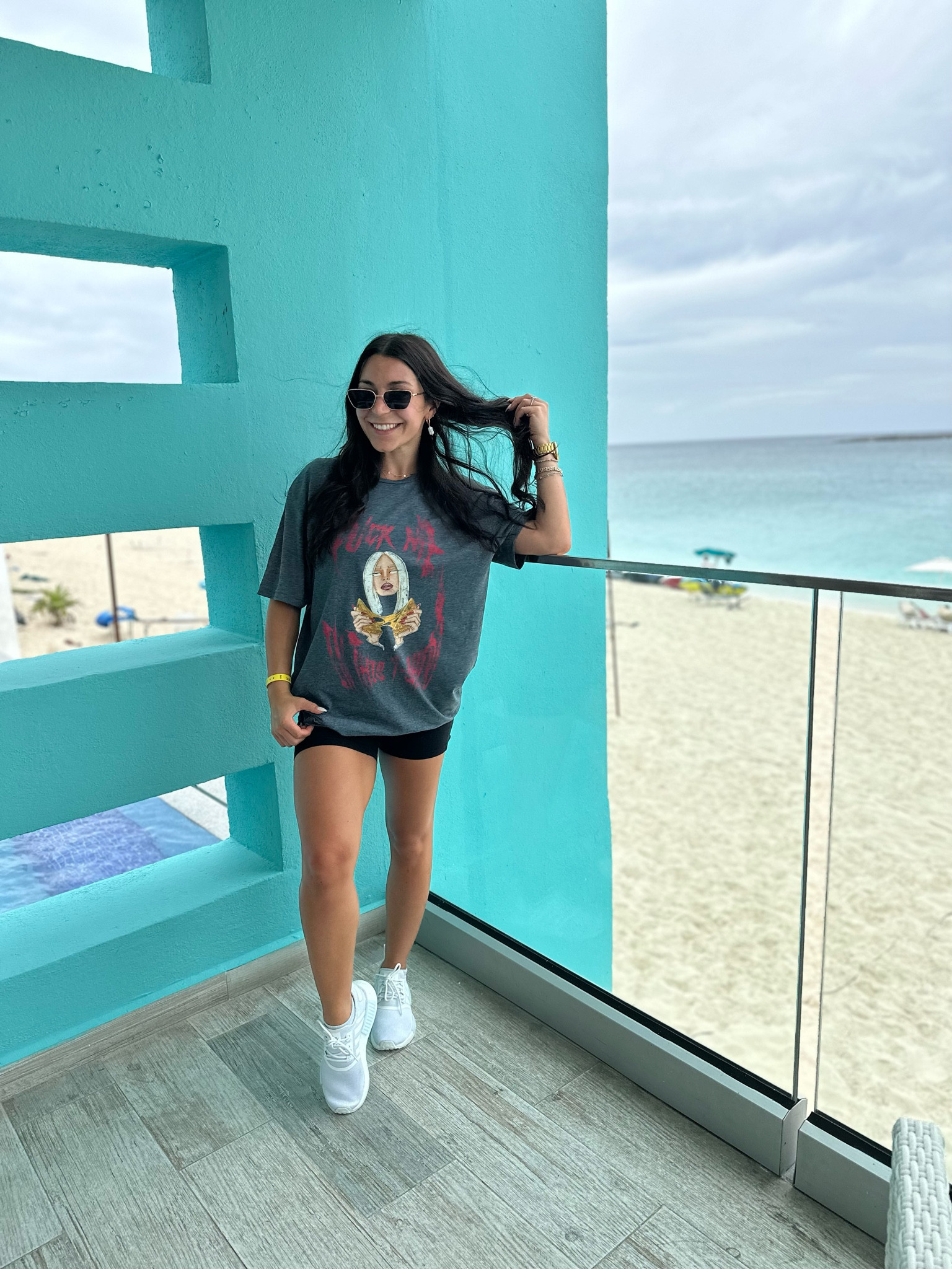 F*ck me in this t-shirt #scandolval #somethingabouther

#LTKstyletip #LTKtravel #LTKSeasonal