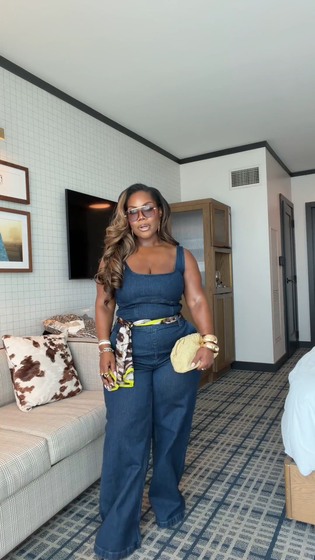Outfit I wore for the LTKCon Welcome Party hosted by @abercrombie  ✨

Y’all the way this Abercrombie jumpsuit has me SNATCHED! I have no words. Love the way the whole look came together + I was so excited to kick off the LTKCon festivities with the @ltk fam + my favorite creators! 🤸🏾‍♀️

Sizing details:
Jumpsuit: Size Large

#LTKootd #LTKMidsize #LTKTravel