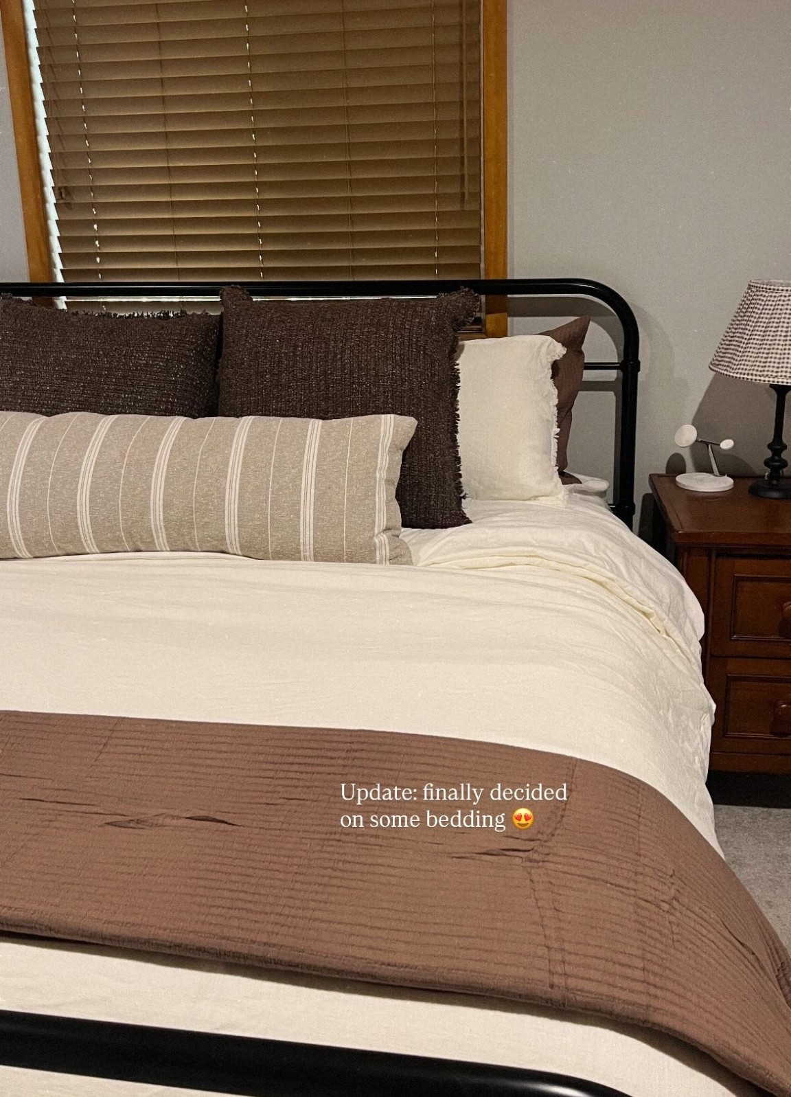 Affordable bedding that is perfect for fall!! Walmart, Target, and Amazon! 

Fall bedding, duvet cover, king bedding, bedding ideas, neutral bedding, master bedroom 

#LTKHome #LTKFindsUnder50 #LTKFindsUnder100