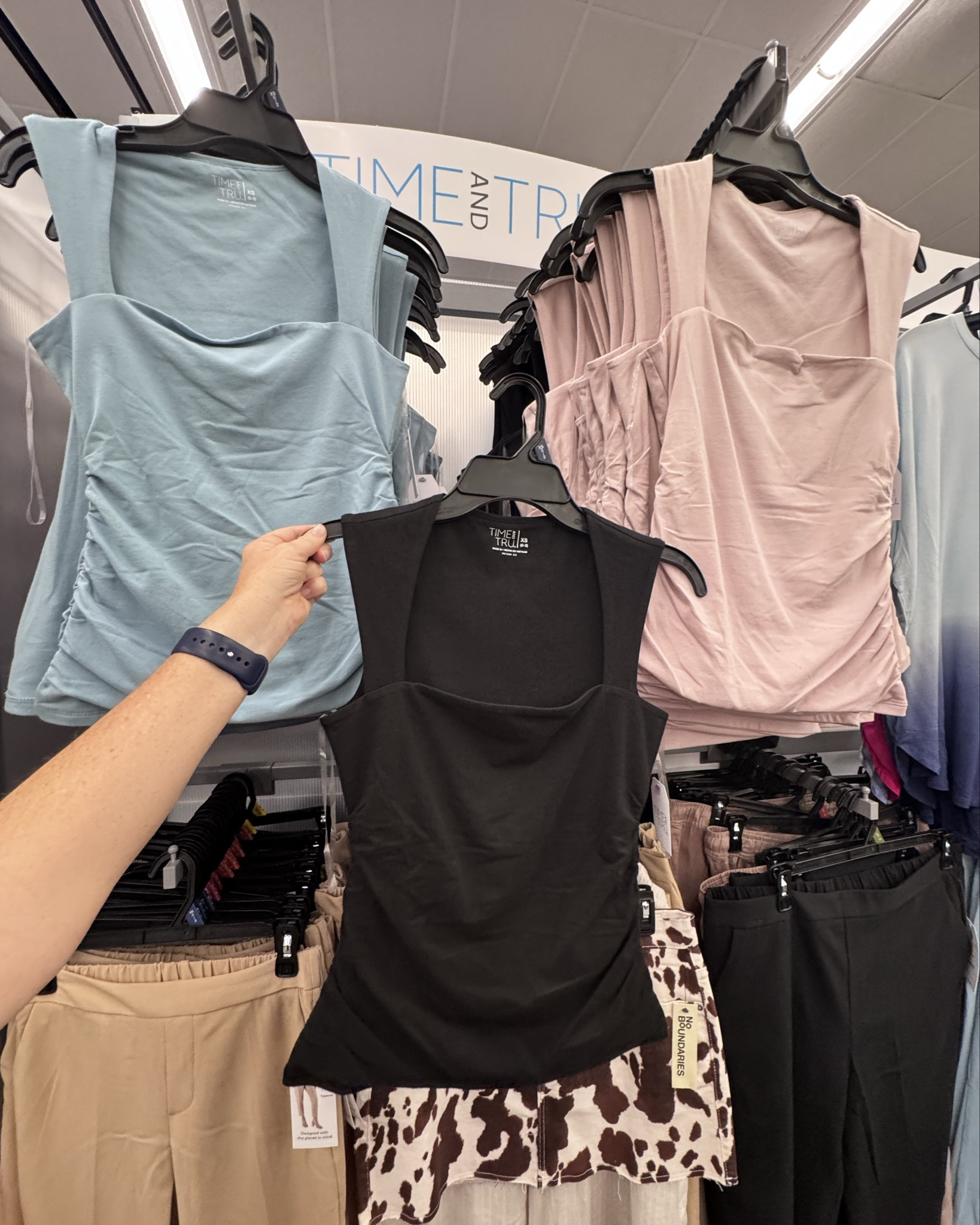 Time and Tru Square Neck Top

#LTKStyleTip #LTKFindsUnder50