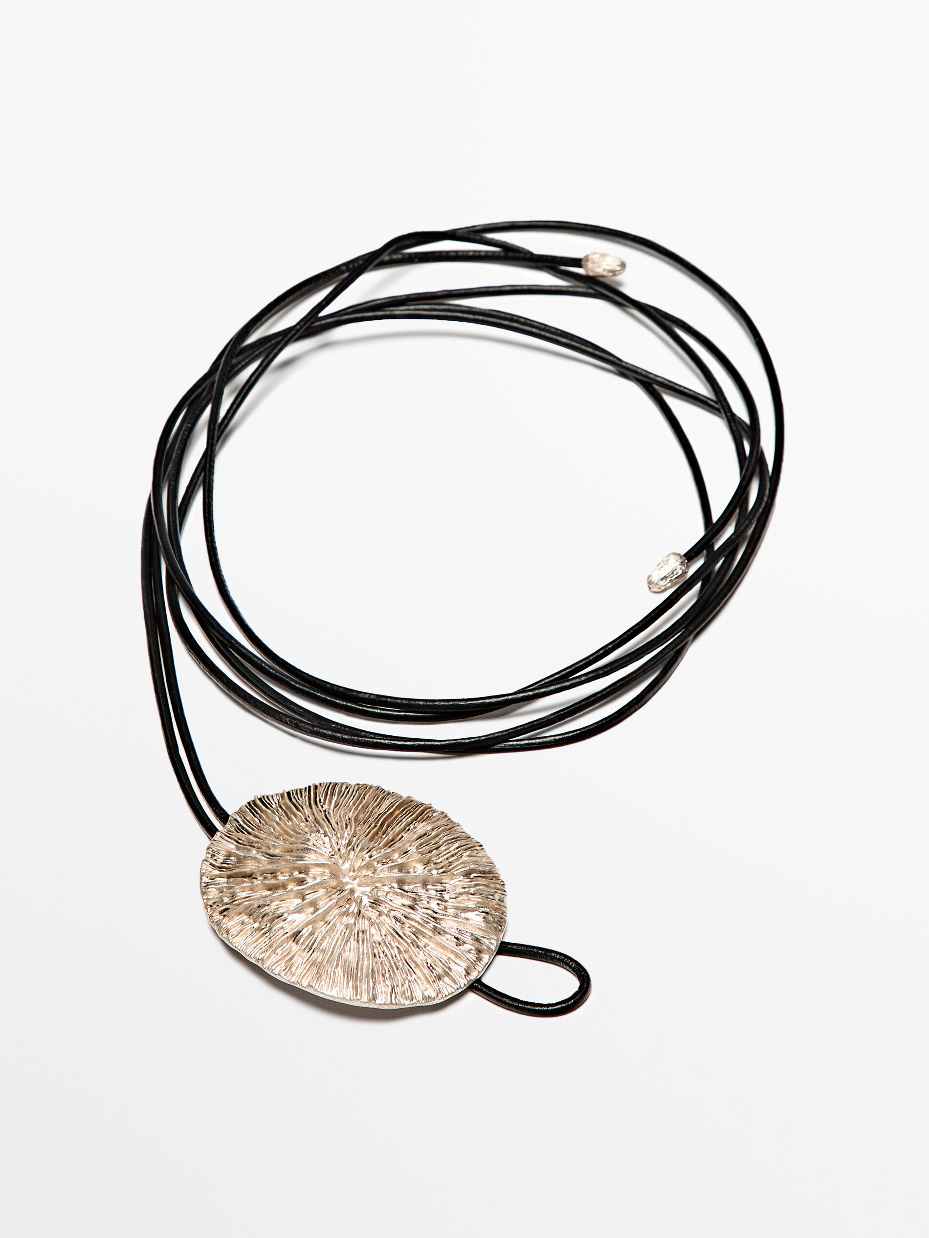 Gürtel Leder Kordel Texturanhänger | Massimo Dutti DE