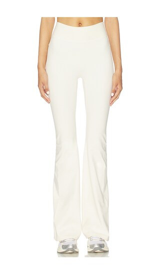 437 The Leisure Pant in Cream. - size M | Revolve Clothing (Global)