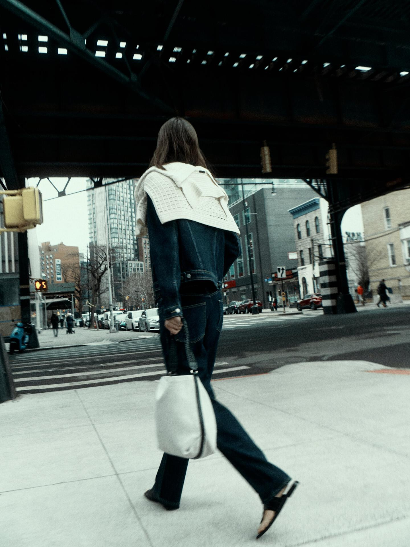 Bucket bag with braided leather strap | Massimo Dutti US