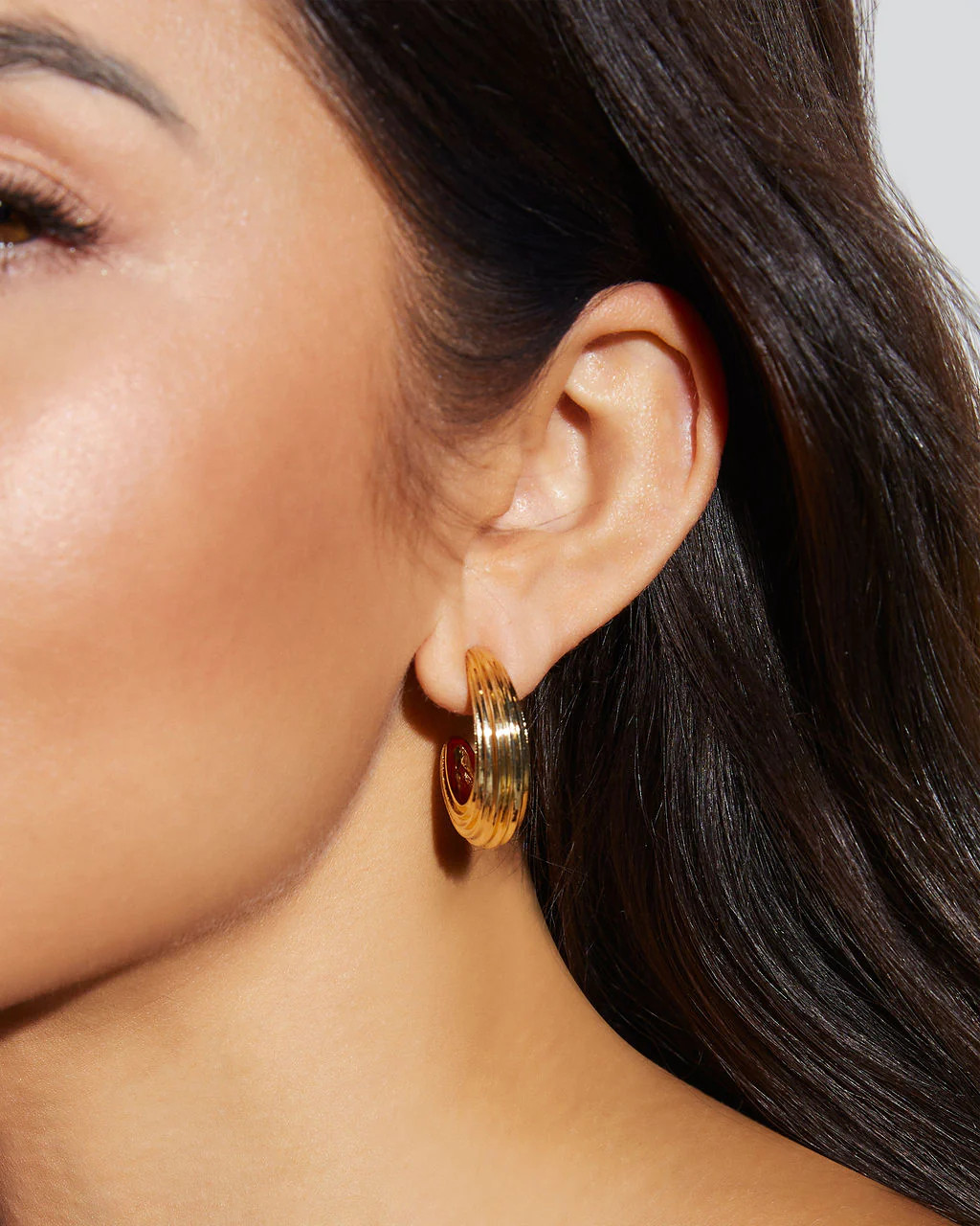 Danielle Textured 14K Gold Hoop Earrings | VICI