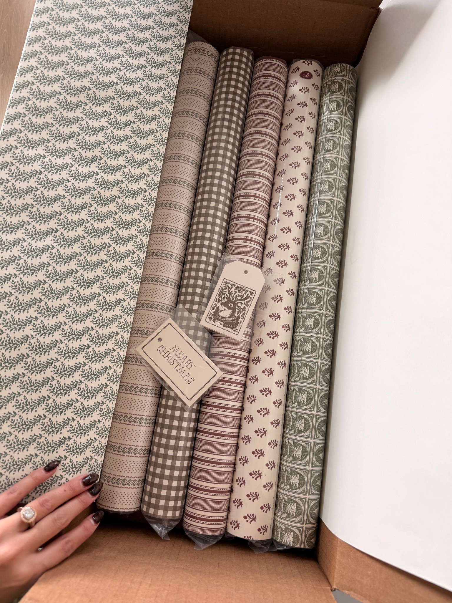 I searched and searched for wrapping paper to match the vibe of my tree and Chrismtas decor and am so happy I found this! The quality is so nice and I can’t wait to wrap presents this year! 

#LTKSeasonal #LTKHoliday #LTKHome