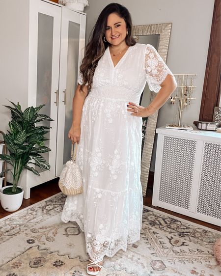 Feeling wonderful in white! This beautiful white maxi dress would be perfect for a bride! Wearing an L!

White dress, bridal shower dress, midsize style, curvy style, rattan purse 

#LTKwedding #LTKxPrimeDay #LTKcurves