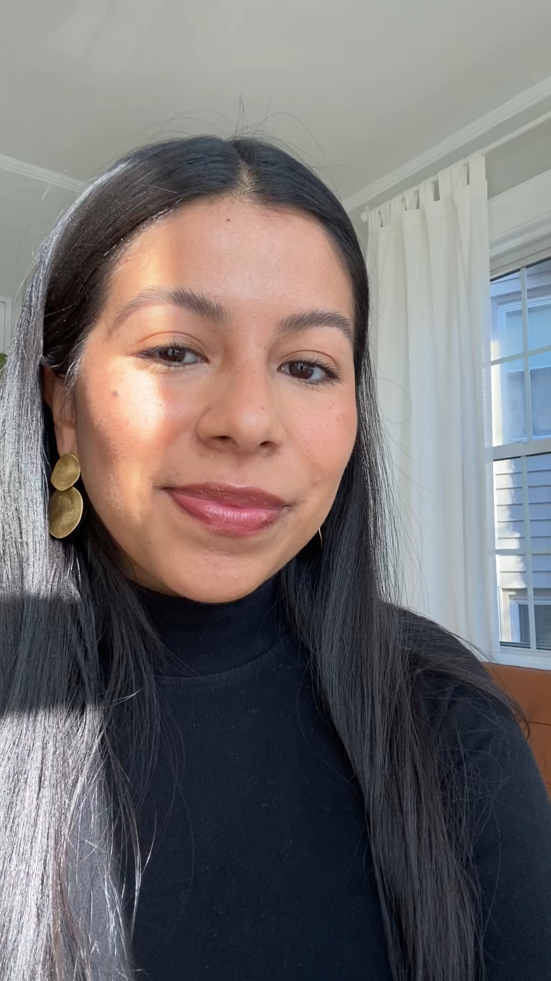 Easy glowy makeup. Using Mac studio radiance in C5. Kosas airbrow in black. Ilia multi stick in lady bird. I’m also using tarte hydrocealer which I’ve recently learned is discontinued.  rare beauty mascara. And makeup by Mario plumping lip serum in cinnamon glow. Earrings are old  from madewell 

#LTKFind #LTKstyletip #LTKGiftGuide