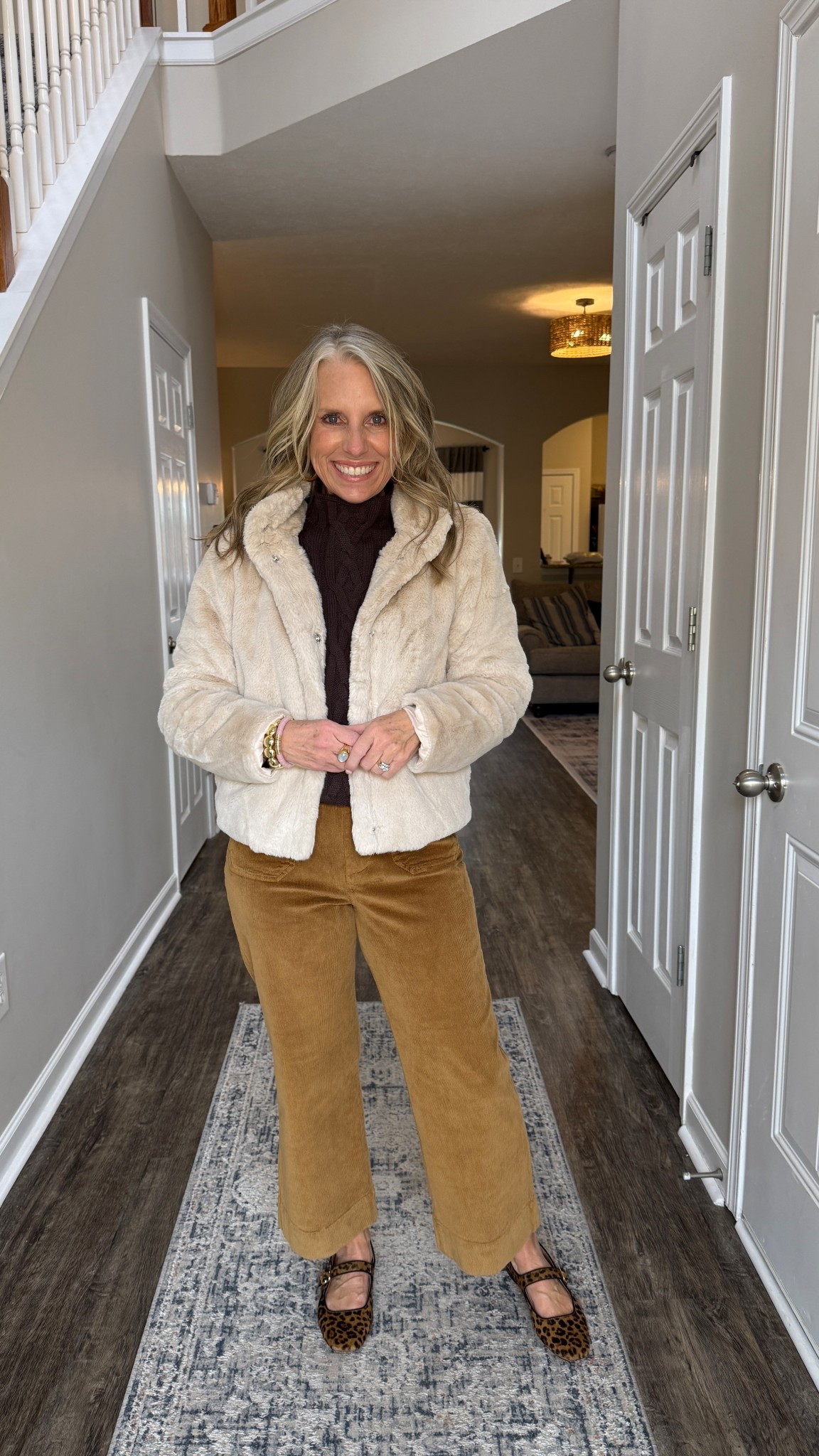 This jacket is soooooo cute and it goes with everything. Currently 30% off. Wearing XS

#LTKHoliday #LTKOver40 #LTKCyberWeek