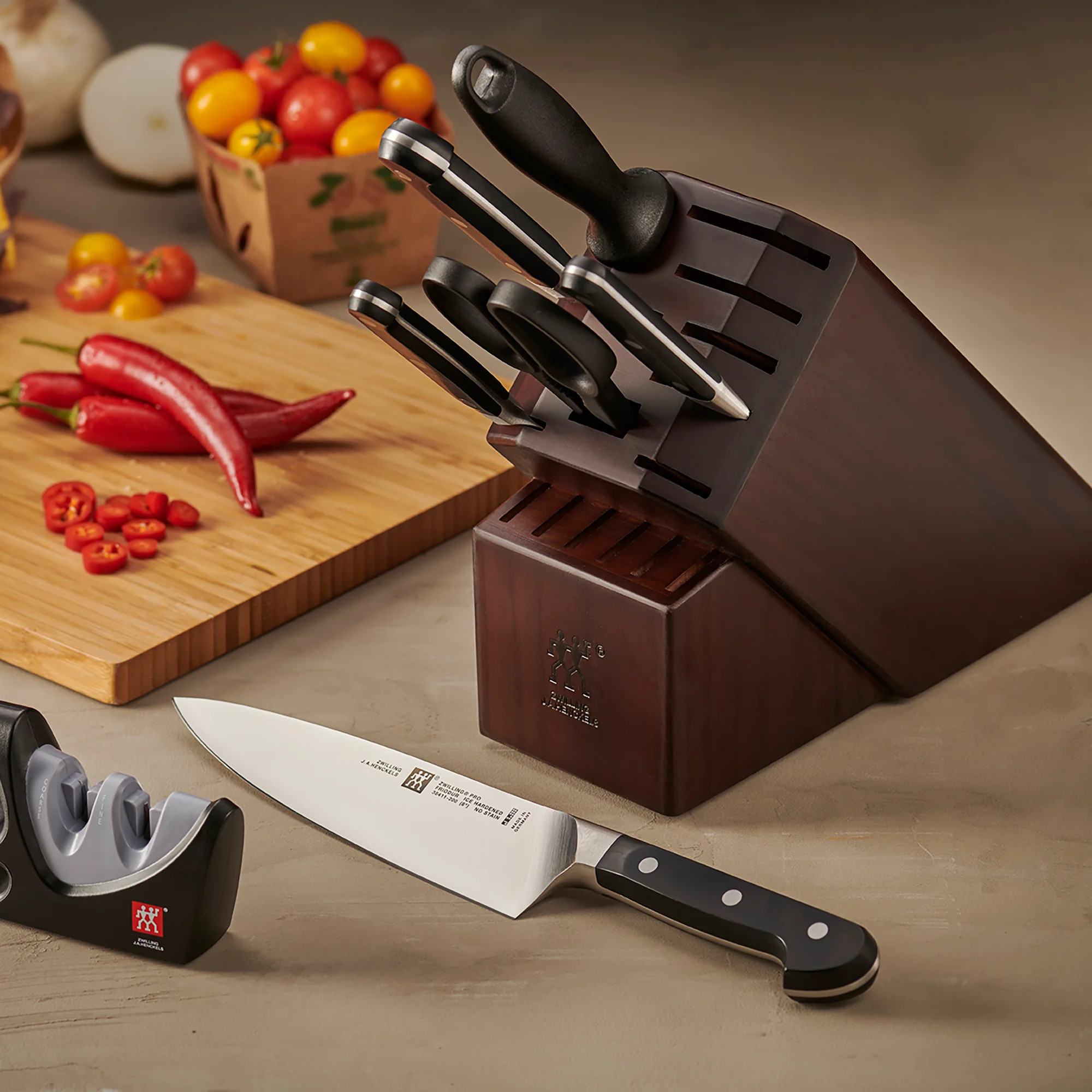 Zwilling J.A. Henckels Pro 7-Piece Knife Block Set | Sabavi Home
