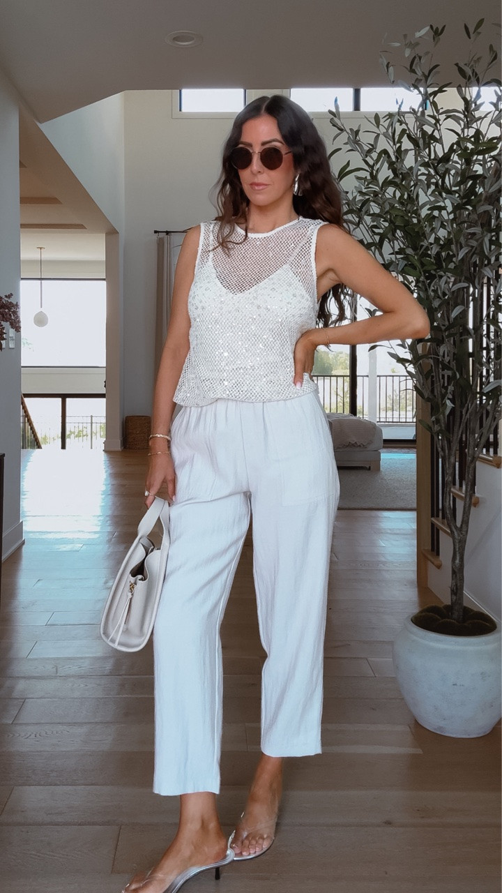 Perfect for vacation! I love the fit of this top and it’s perfect for dressing up or down. Paired with my Zara silver heels & amazon silver earrings. 

Zara fashion, Amazon fashion 

@Zara

#LTKootd #LTKgrwm #LTKSaleAlert