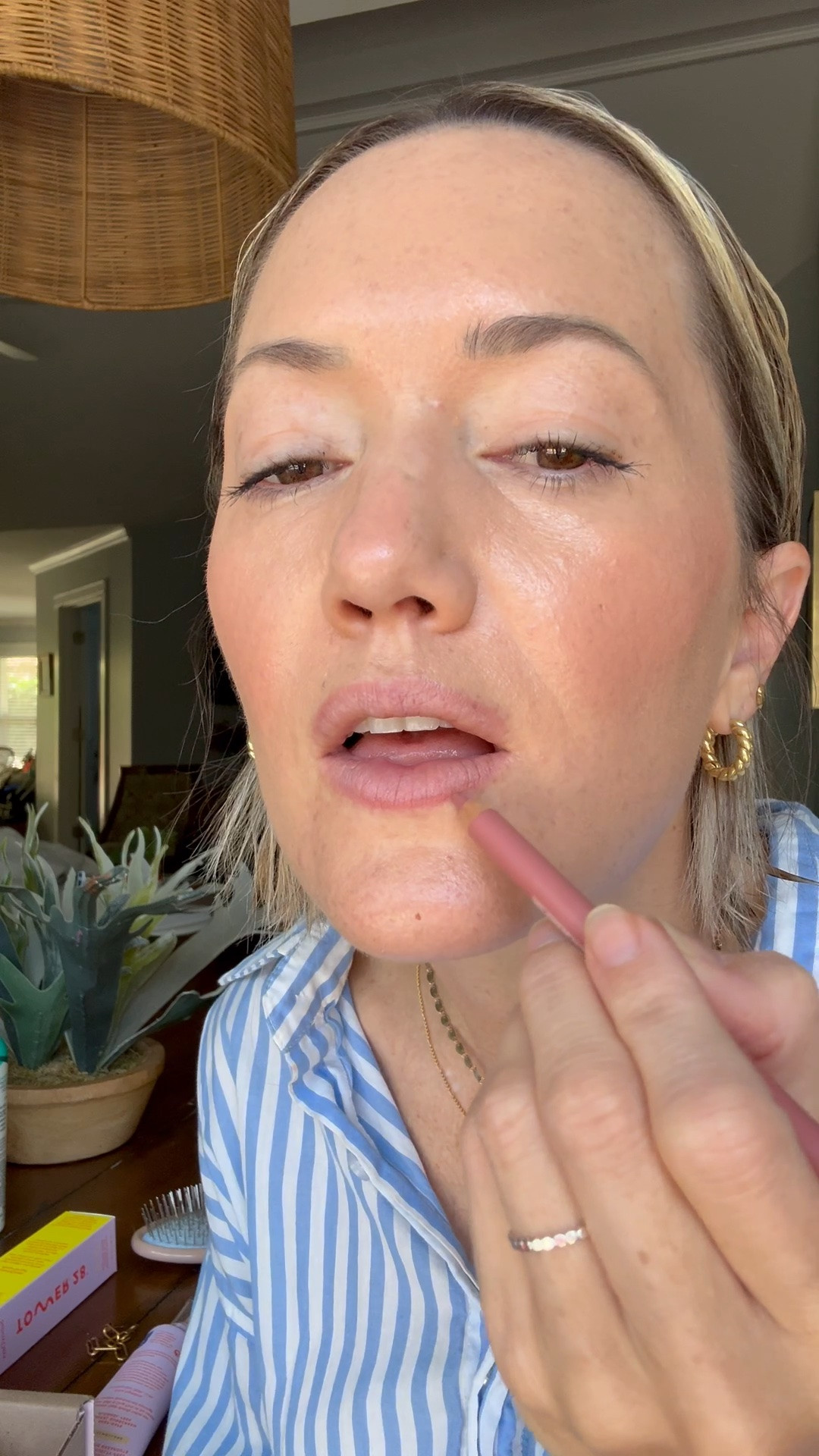 40 year old over here with the most simple makeup routine that gives a great glow!

Sunny days skin tint in 20 Mulholland
Swipe serum concealer in 7.5 lad
Mascara in Jet
BeachPlease cheek balm in Rush Hour
Lip pencil in Check Me Out
Lip jelly in Pistachio

#LTKBeauty #LTKOver40 #LTKgrwm