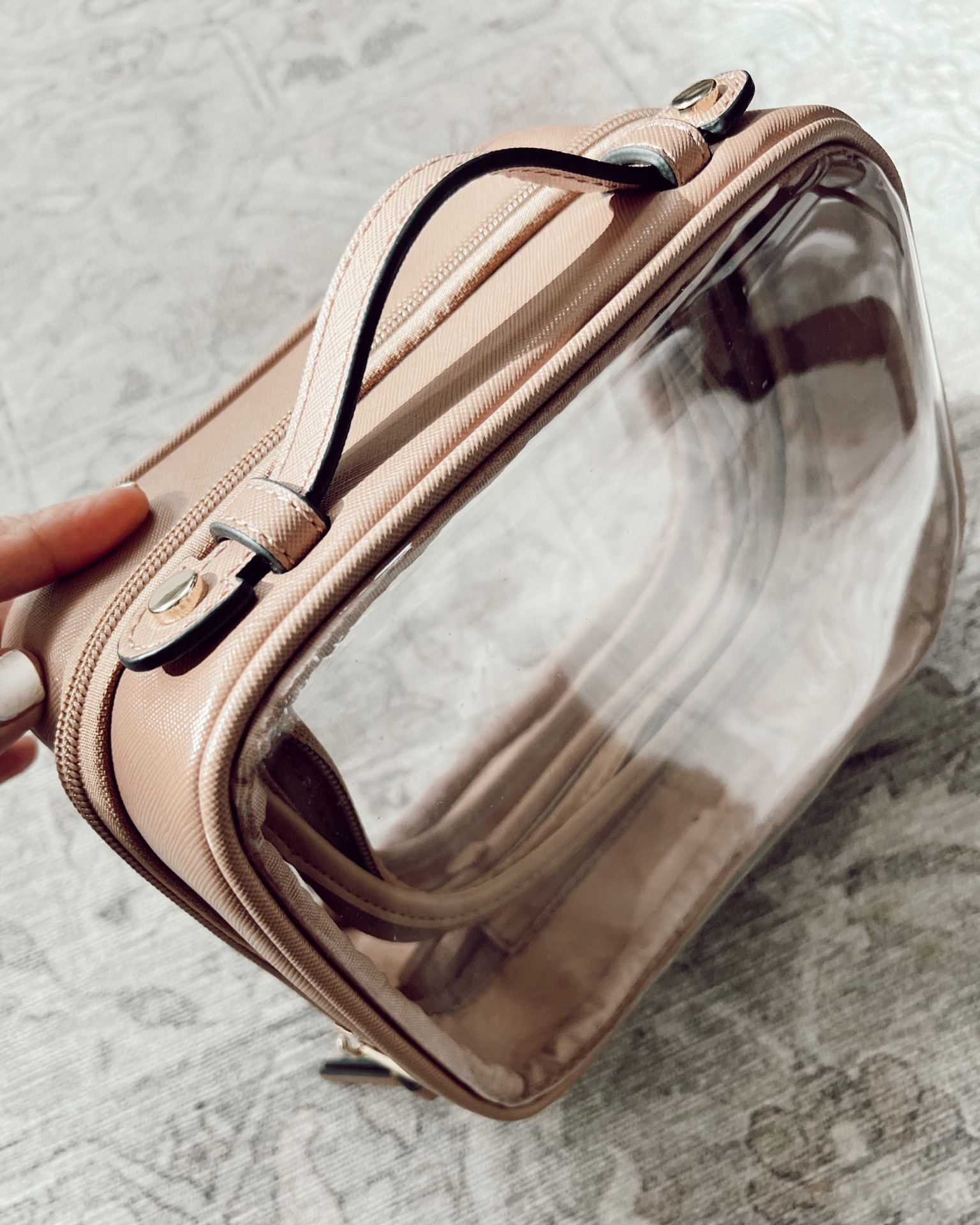 Brought this with me to carry my makeup and skincare! Love it, a long time favorite of mine!

#calpak #cosmetic #makeupbag #travelbag #travelinspo #travelfavorite #springbreak 

#LTKstyletip #LTKtravel #LTKFind