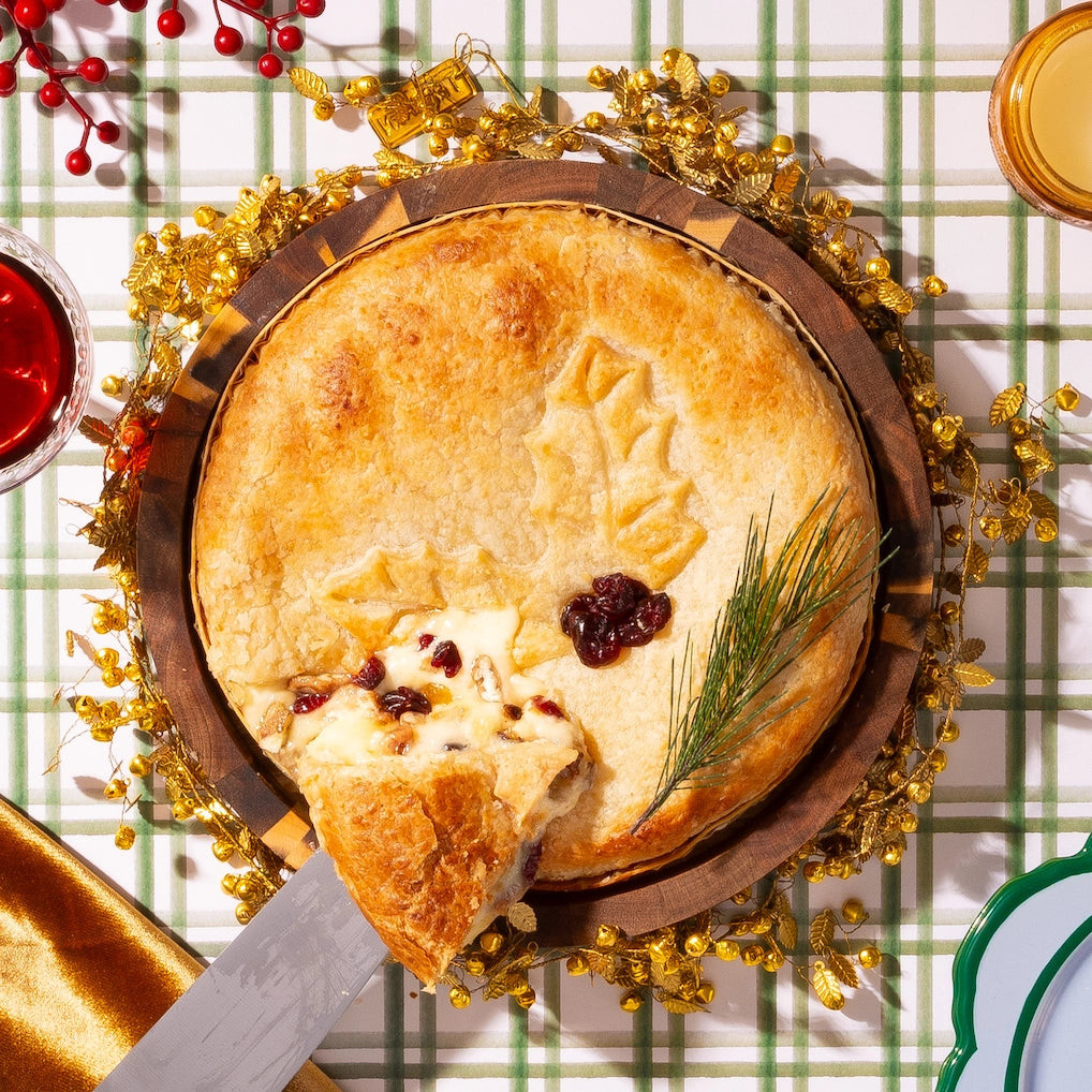 Cranberry, Orange & Pecan Baked Brie | Boarderie | Boarderie