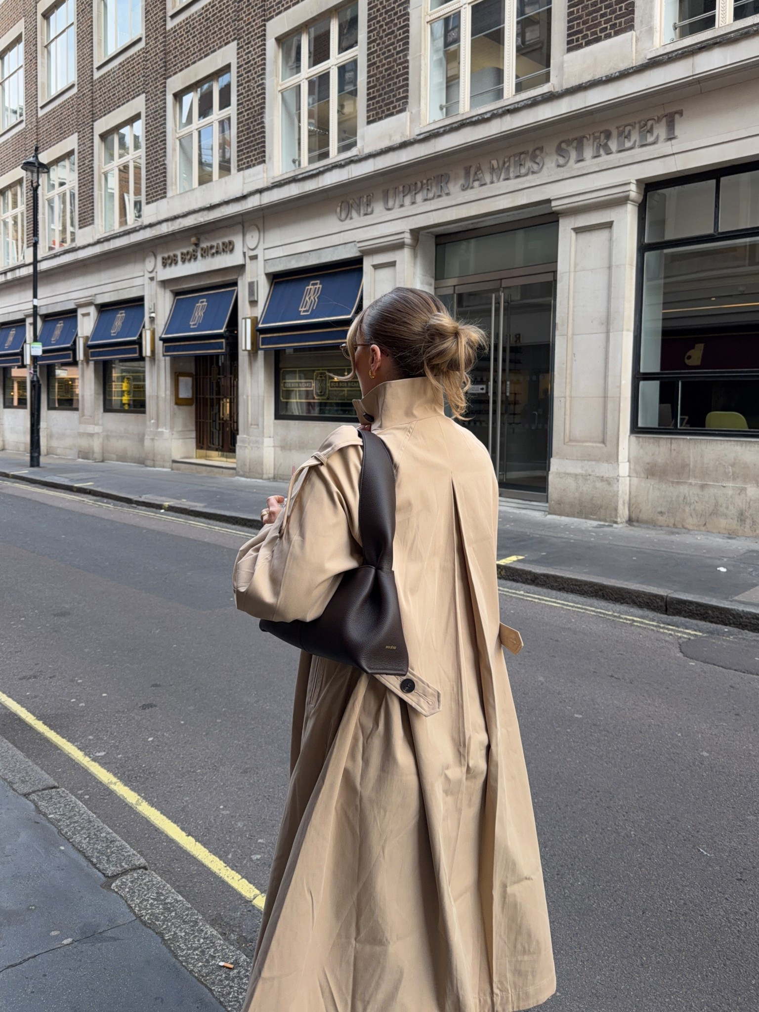 The most gorg oversized trench for spring, lightweight but still feels chic! On sale too ⭐️



#LTKspring #LTKeurope #LTKuk