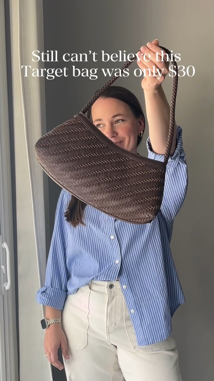 My go to outfit formula lately. A button down is so timeless and the bag looks so much more expensive then $30👀

#LTKootd #LTKPetite #LTKSeasonal