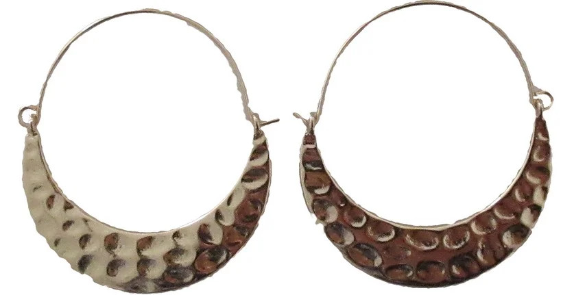 Time and Tru Women's Gold Hammered Half Circle Hoop Earring | Walmart (US)