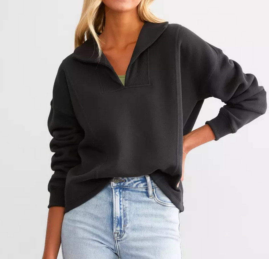 Half zip pullover 

#LTKStyleTip #LTKFamily #LTKActive