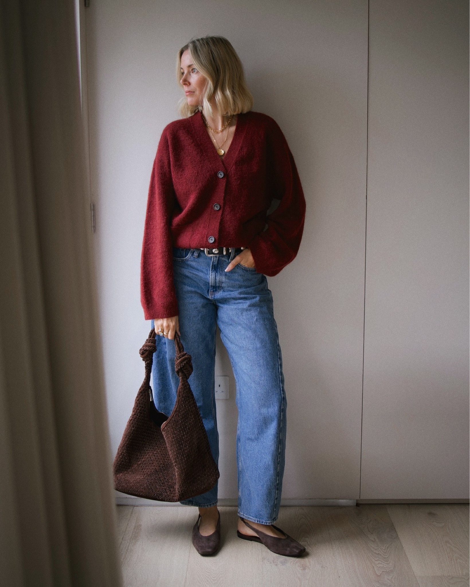 Autumn outfit 
Barrel jeans
Burgundy cardigan
Brown suede bag 
Suede bag

#LTKautumn #LTKuk #LTKeurope
