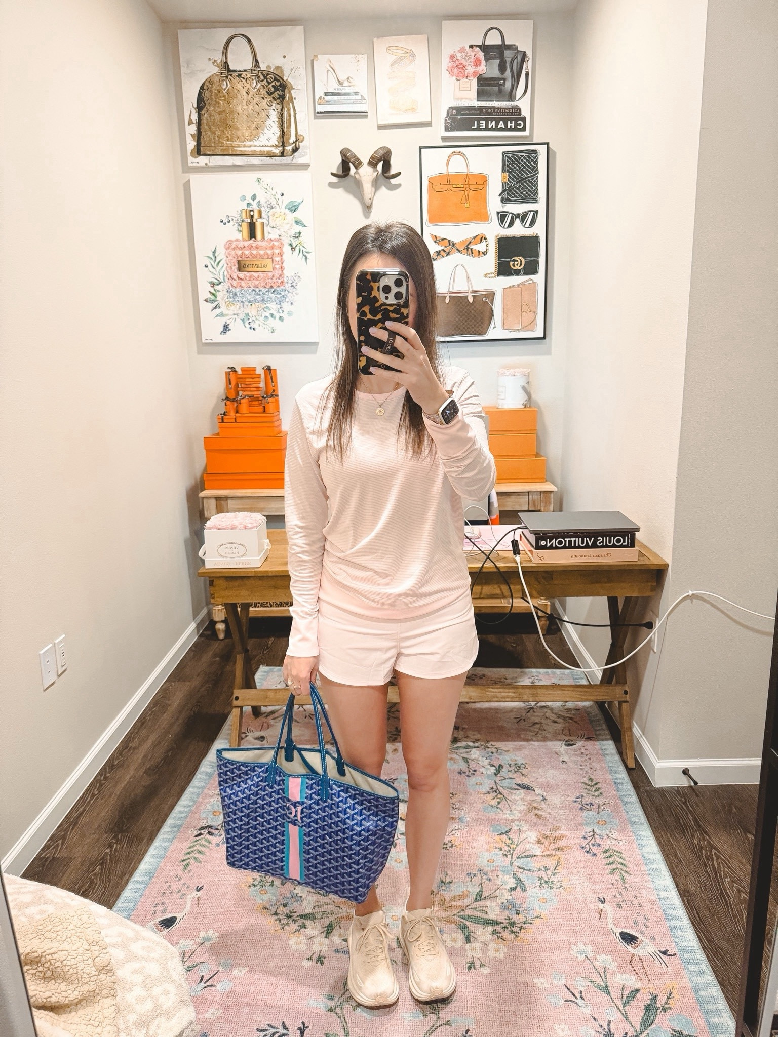 Lululemon swiftly in strawberry milkshake (size 6) with speed up shorts (size 6)




#LTKstyletip #LTKSeasonal #LTKfindsunder100