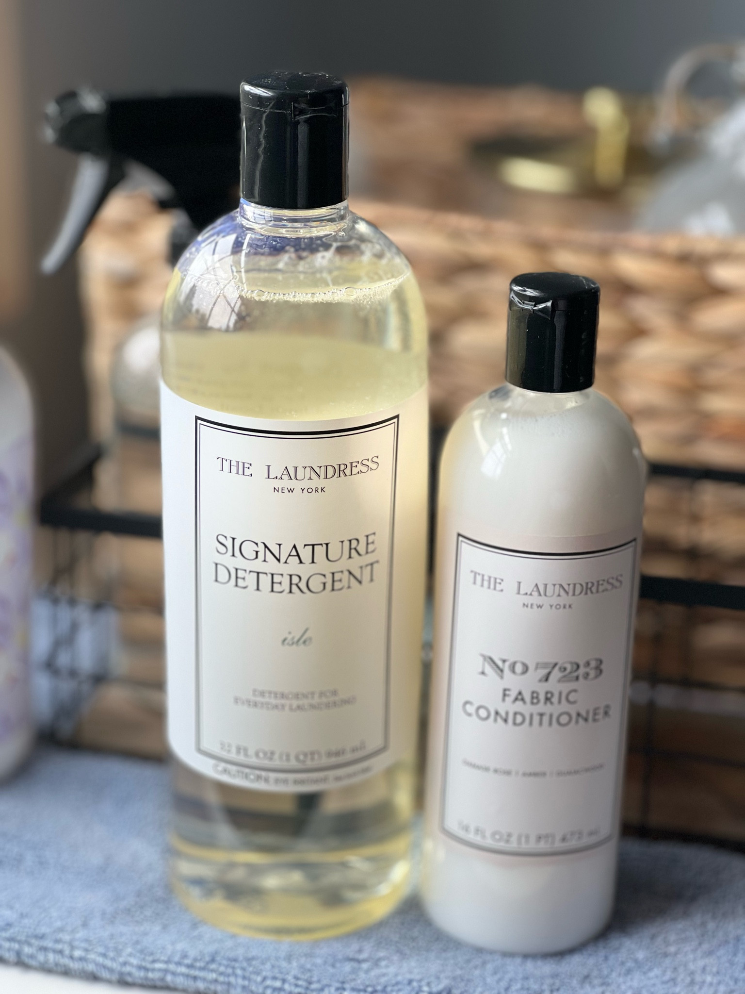 I am loving this new detergent. Makes my clothes smell so amazing! 