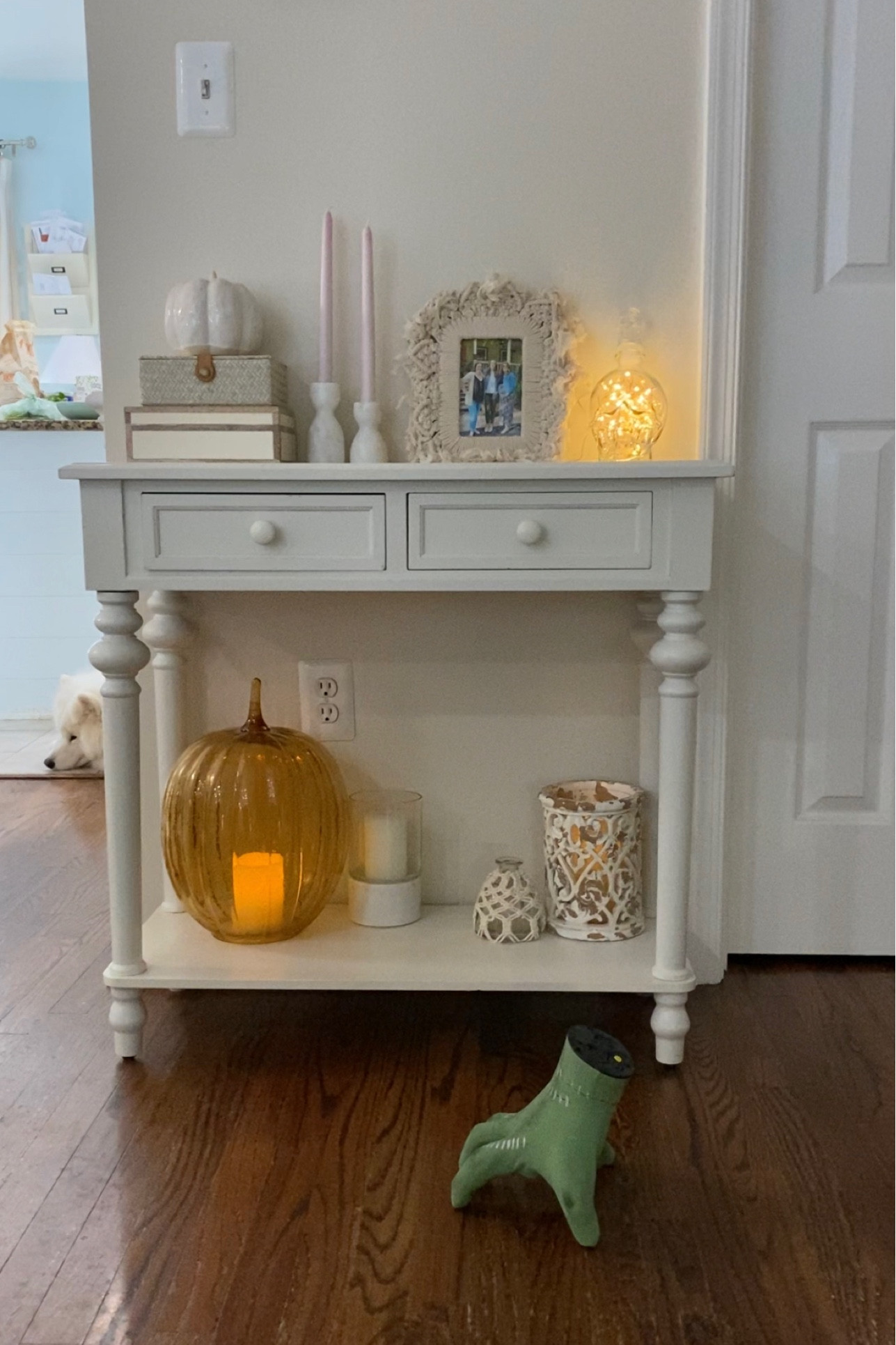 Walking hand!  This one was purchased from At Home. 

#crawlinghand #walkinghand #halloweendecor #spookydecor #scarydecor #monsterhand #mechanicalhand

#LTKSeasonal #LTKhome #LTKHalloween