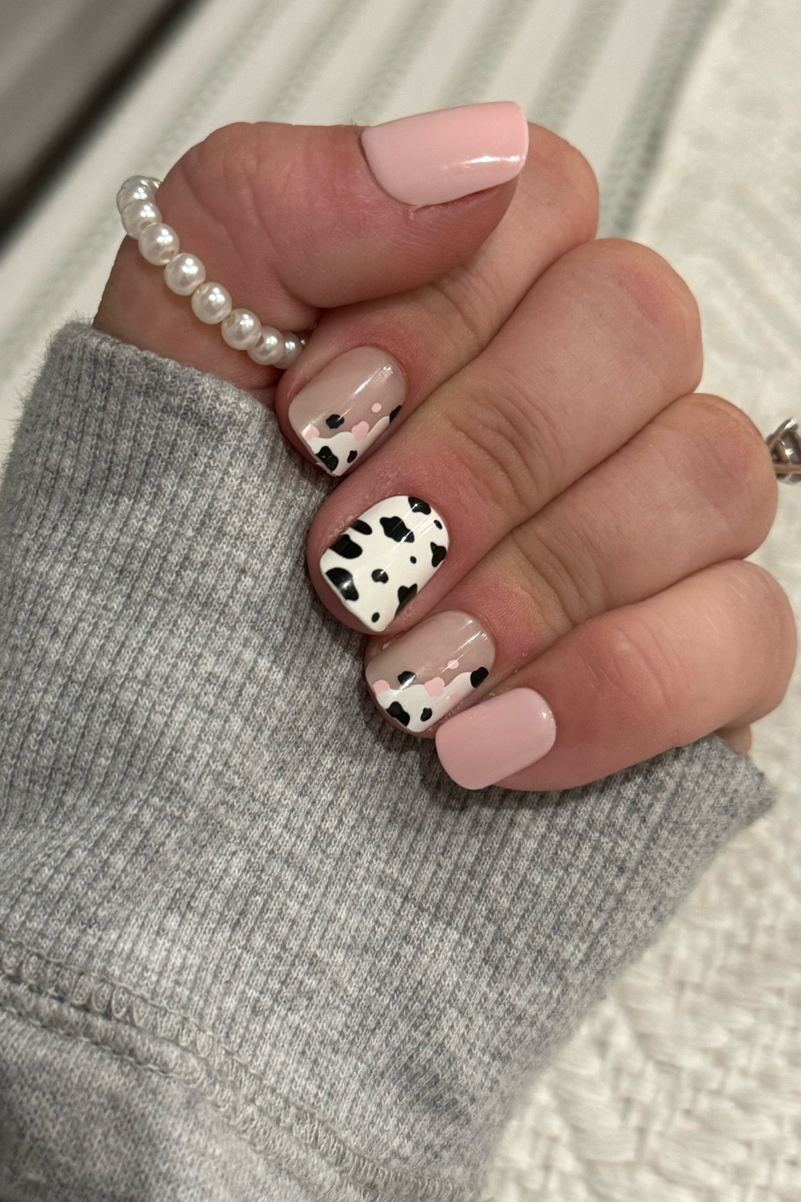 Extremely impressed with the stength of these Impress press-on nails! They come with the adhesive to attached without glue. It's my second attempt and I'm shocked how long they last! First pair was on for 11 days. Going on 3 days with these. Not one has fallen off! My press-on nails always fall off! I carry around glue with me! 

#LTKbeauty #LTKstyletip