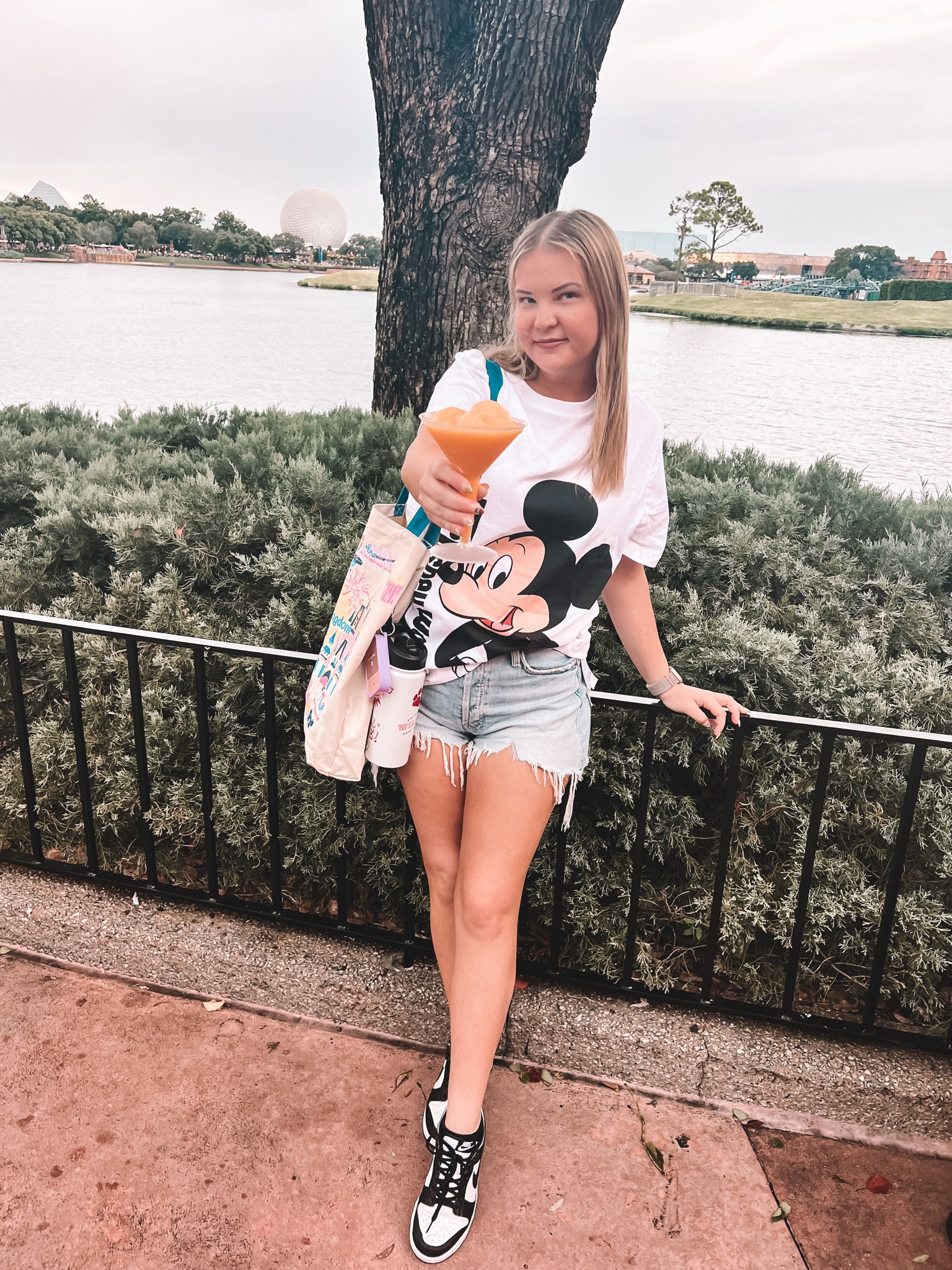 A cute and casual Disney fit! 

#LTKStyleTip #LTKTravel