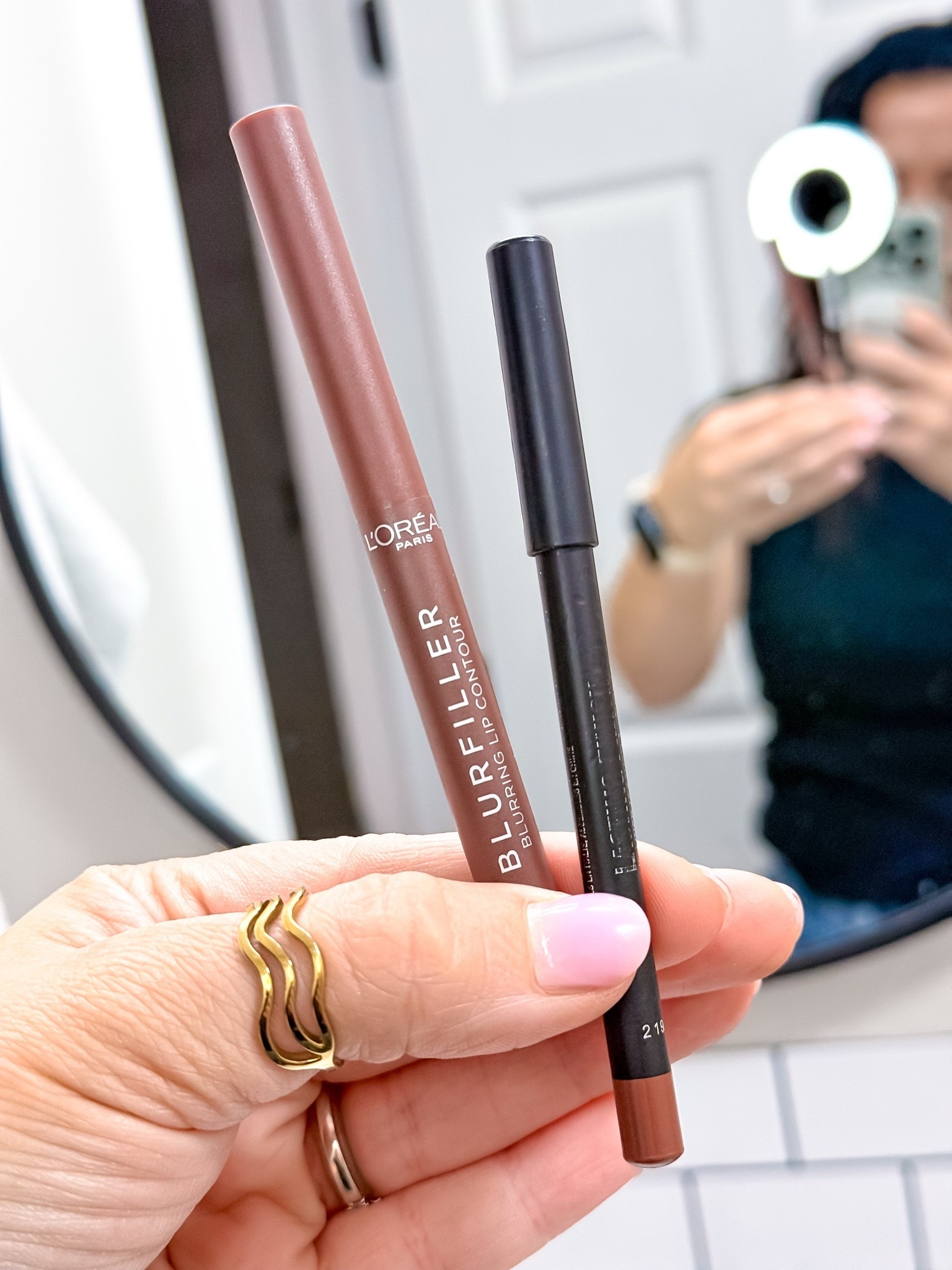 The BEST lip combo right now 😍💋 #lipcombo #lipliner #beautyhacks #makeup #beauty #lips #walmart #momfinds #walmartfinds #rimmel #maybelline

#LTKdayinmylife #LTKgrwm #LTKmomlife