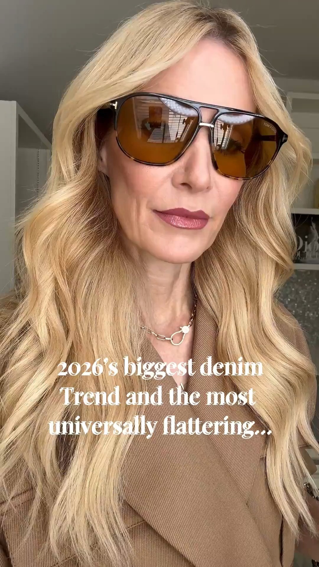 One of 2026’s biggest denim trends is officially here, and I’m calling it now: the skinny flare ✨ This is hands-down one of the most universally flattering denim silhouettes on the market, which is exactly why I’m obsessed. These Veronica Beard skinny flares are high-waisted with a floor-skimming hemline that makes your legs look miles long. They have just the right amount of stretch, so they’re comfortable and sculpting—basically the holy grail of jeans. I paired them with this chic cropped trench that ties at the waist (hello, waist definition). It’s incredibly slimming and gives the whole look a polished, elevated vibe. ✨ Both pieces run true to size • Wearing an XS in the jacket • Wearing a 24 in the denim Tell me in the comments👇 Which denim trend are you most excited to wear in 2026?  

 

#LTKgrwm #LTKootd #LTKOver40