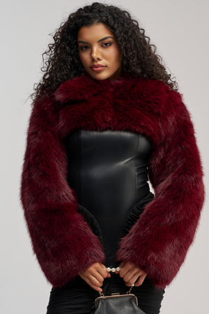AKIRA Leila Ultra Crop Faux Fur | Burgundy | Size Large | AKIRA