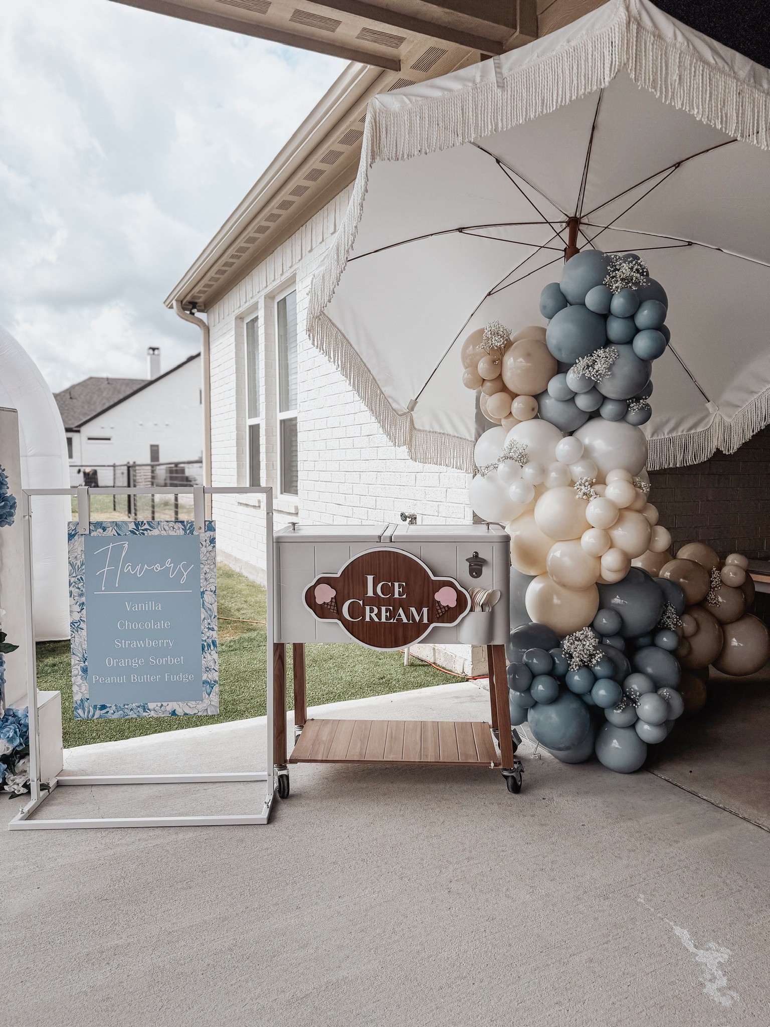 Party Decorations

Party decor  decorations  birthday  party finds  decor  minimalistic party  pastels  white balloons  balloons  ice cream parlor  ice cream cart  umbrella  sign  wedding  landpartyrentals 

#LTKParties #LTKSeasonal #LTKFestival