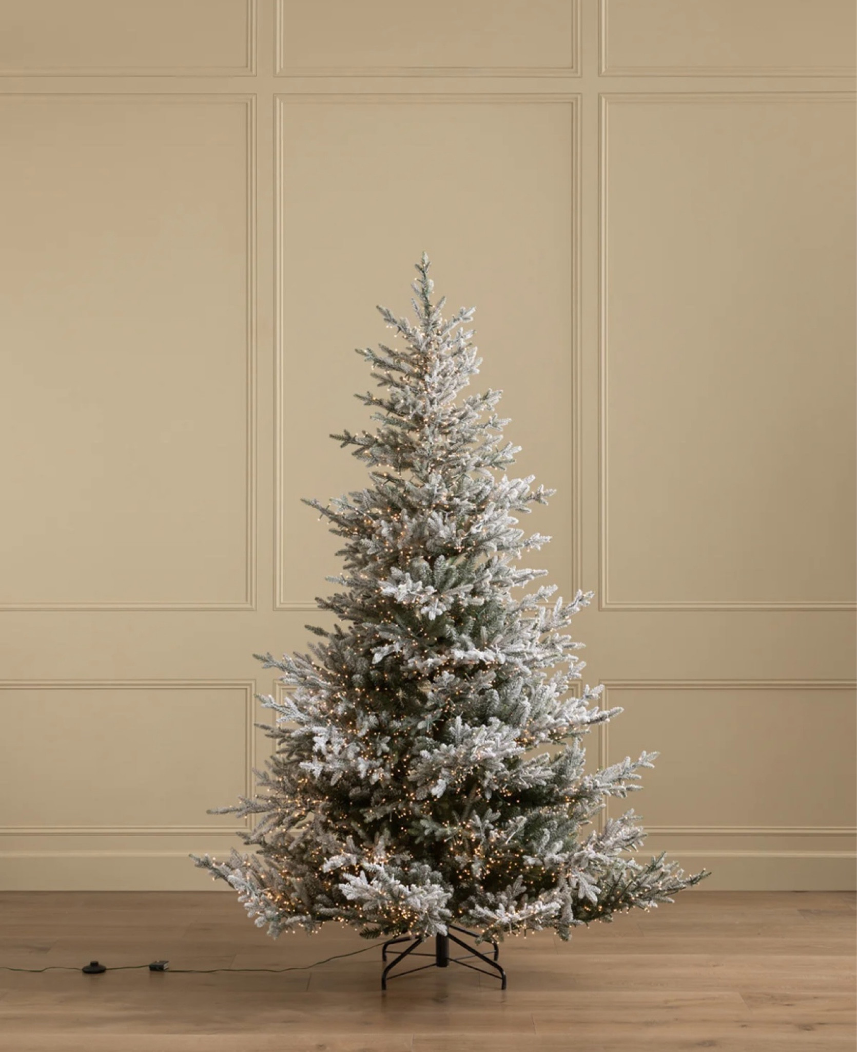 This GORGEOUS McGee and Co. Christmas tree is on MAJOR SALE! An extra 25% off an already majorly discounted deal! Hurry though, they are selling fast! 

#mcgeeandco #christmastree #christmasdecor

#LTKHome #LTKSaleAlert #LTKHoliday