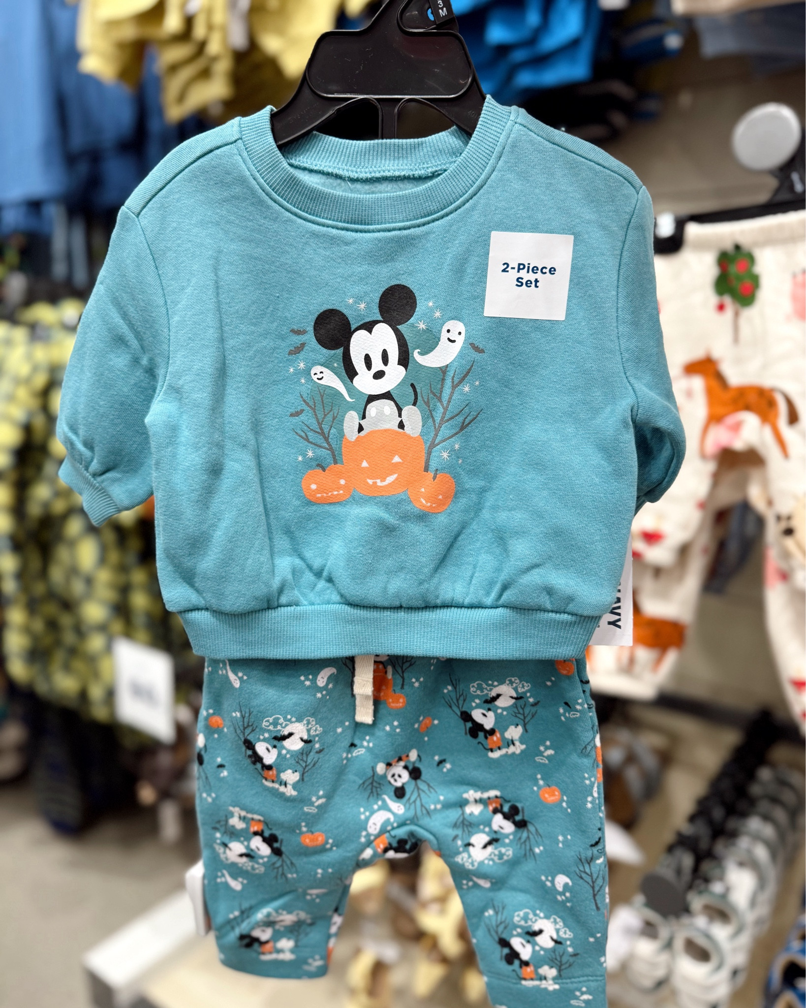 NEW Minnie & Mickey halloween outfits at old navy 😍

#LTKSeasonal #LTKKids #LTKBaby