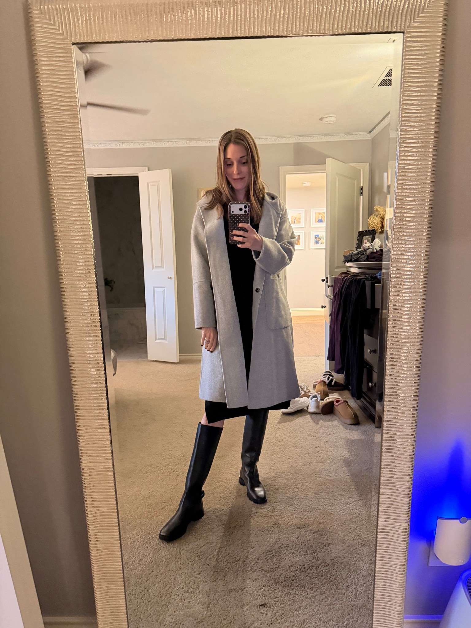 Added a coat 

#LTKgrwm #LTKootd #LTKHoliday