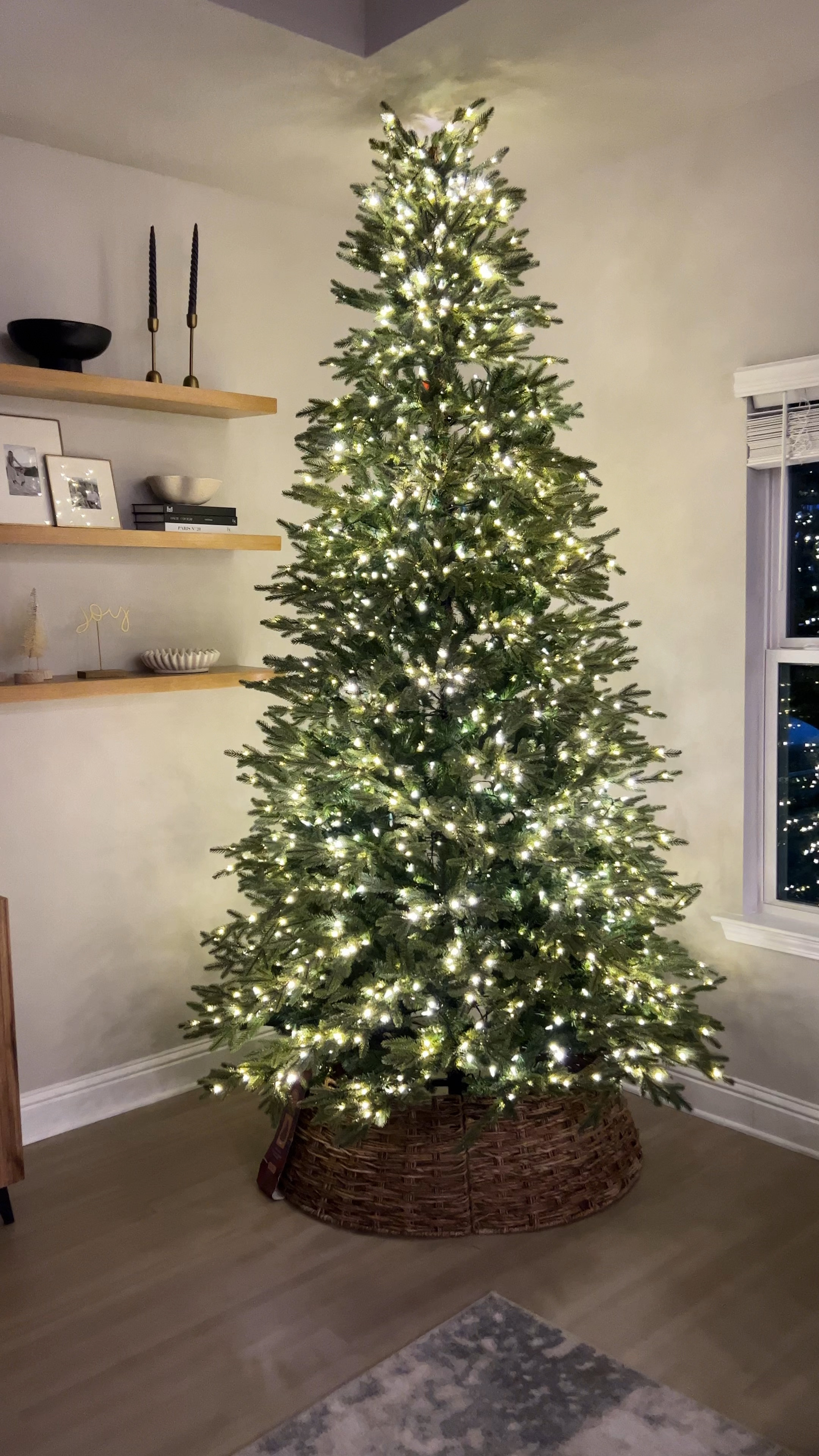 Viral Twinkle Christmas Tree Lights 

#LTKSeasonal #LTKHoliday #LTKHolidaySale