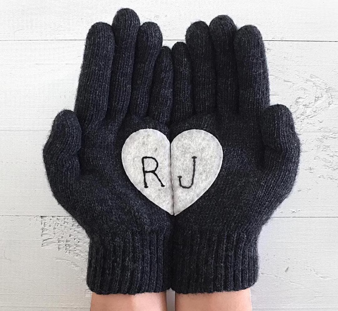 Personalized Gift Clothing: Wool Heart Gloves With Initials, Winter Style Gifts - Etsy | Etsy (US)
