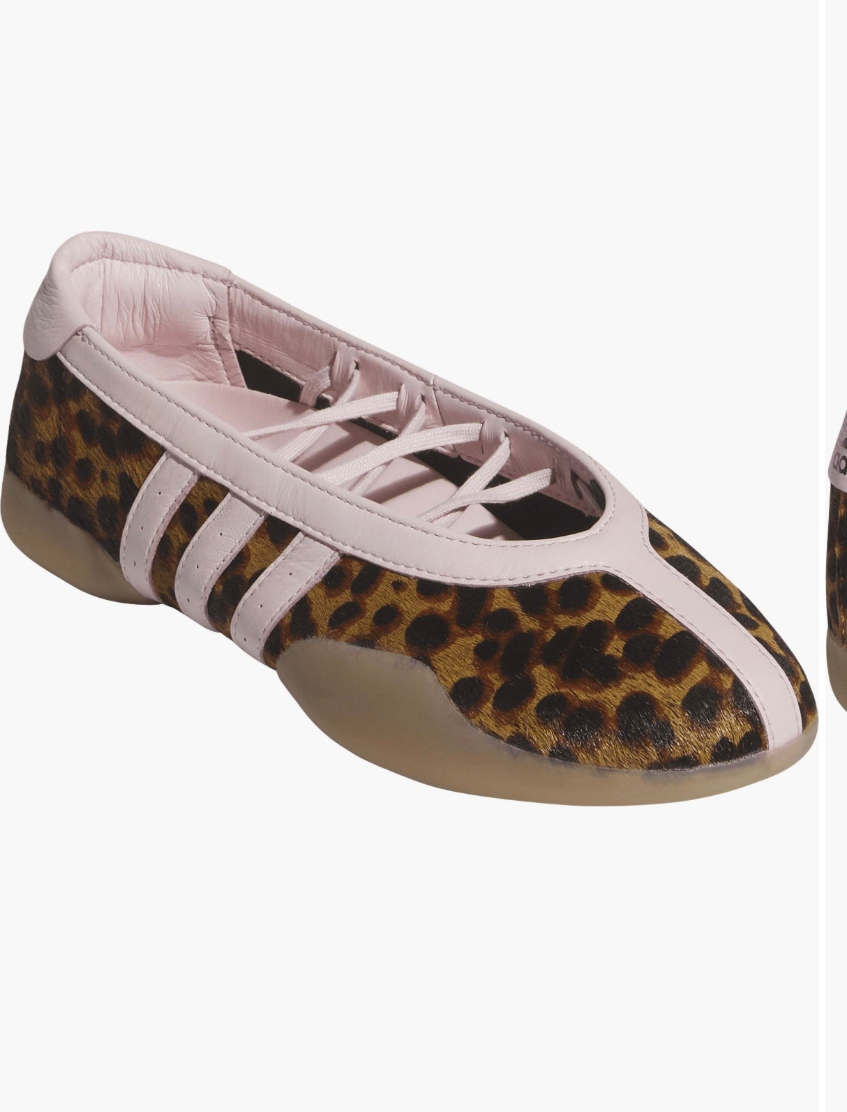 Yes please leopard adidas taekwondo
#adidas #adidasballetflats

#LTKootd