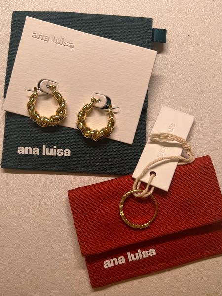 Celebrate 5 years w Ana Luisa jewelry! 
#analuisa #analuisany #analuisaambassador 