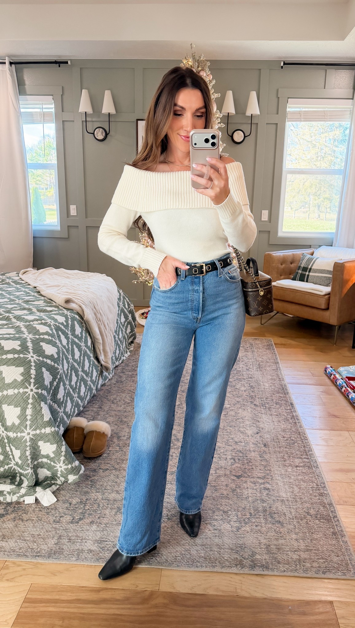 I still can’t get over how great these jeans are! Levi’s that are not wide leg! Amazon find! 

#LTKHoliday #LTKFindsUnder50 #LTKSaleAlert