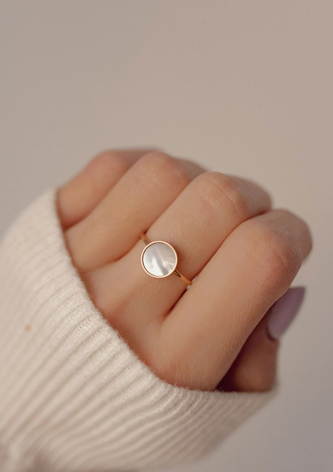 Shell Circle Ring Rose Gold Gold Silver in 3 Colors | Delicate Stackable Ring Thin Rose Gold Ring... | Etsy (US)