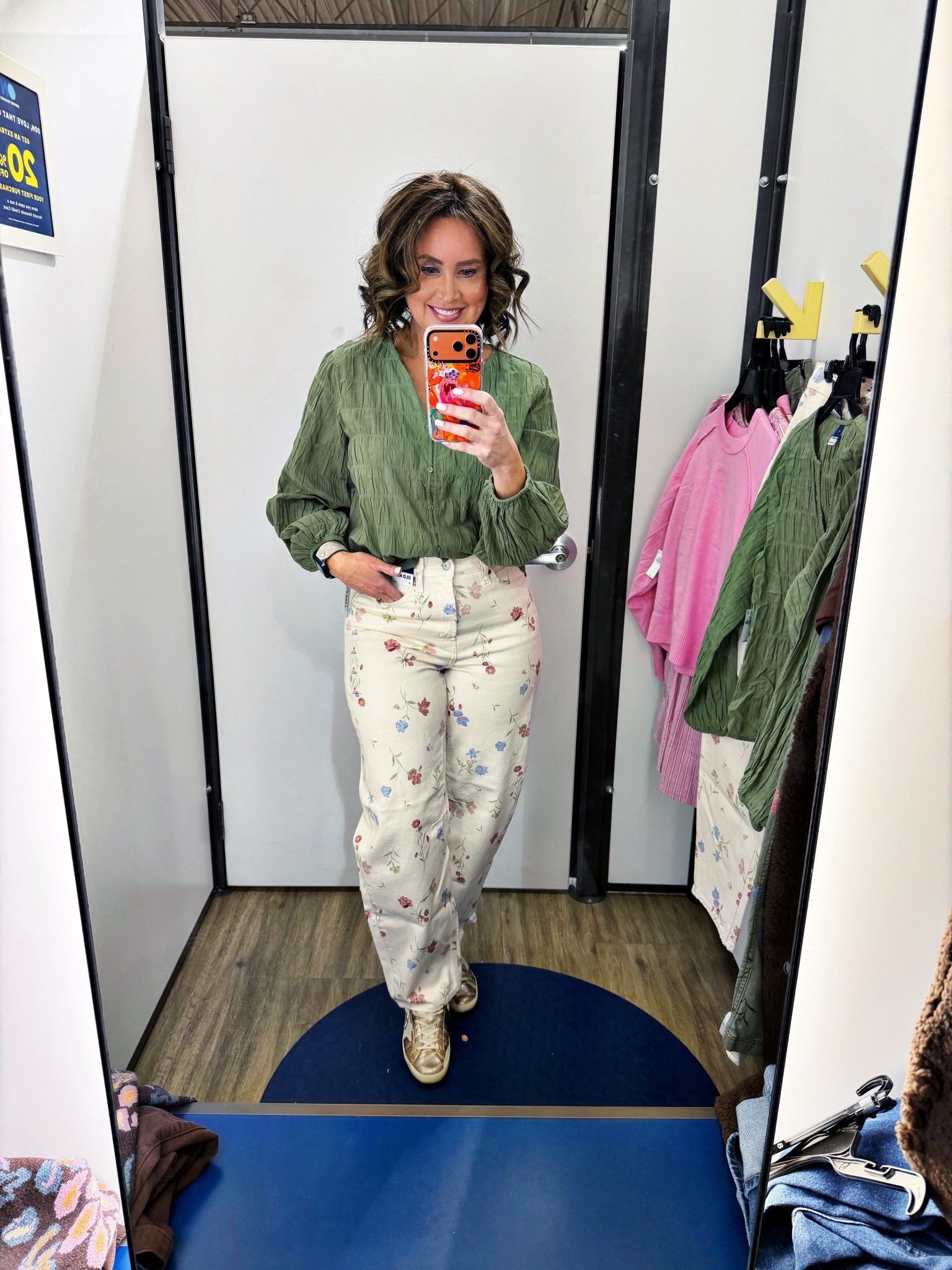 Lightweight gauze spring top from Old Navy - true to size 

Couldn’t finally the exact floral pants online so I linked some similar ones ￼

Early spring outfits, floral jeans, spring break, over 40 fashion 

#LTKootd #LTKOver40 #LTKSaleAlert
