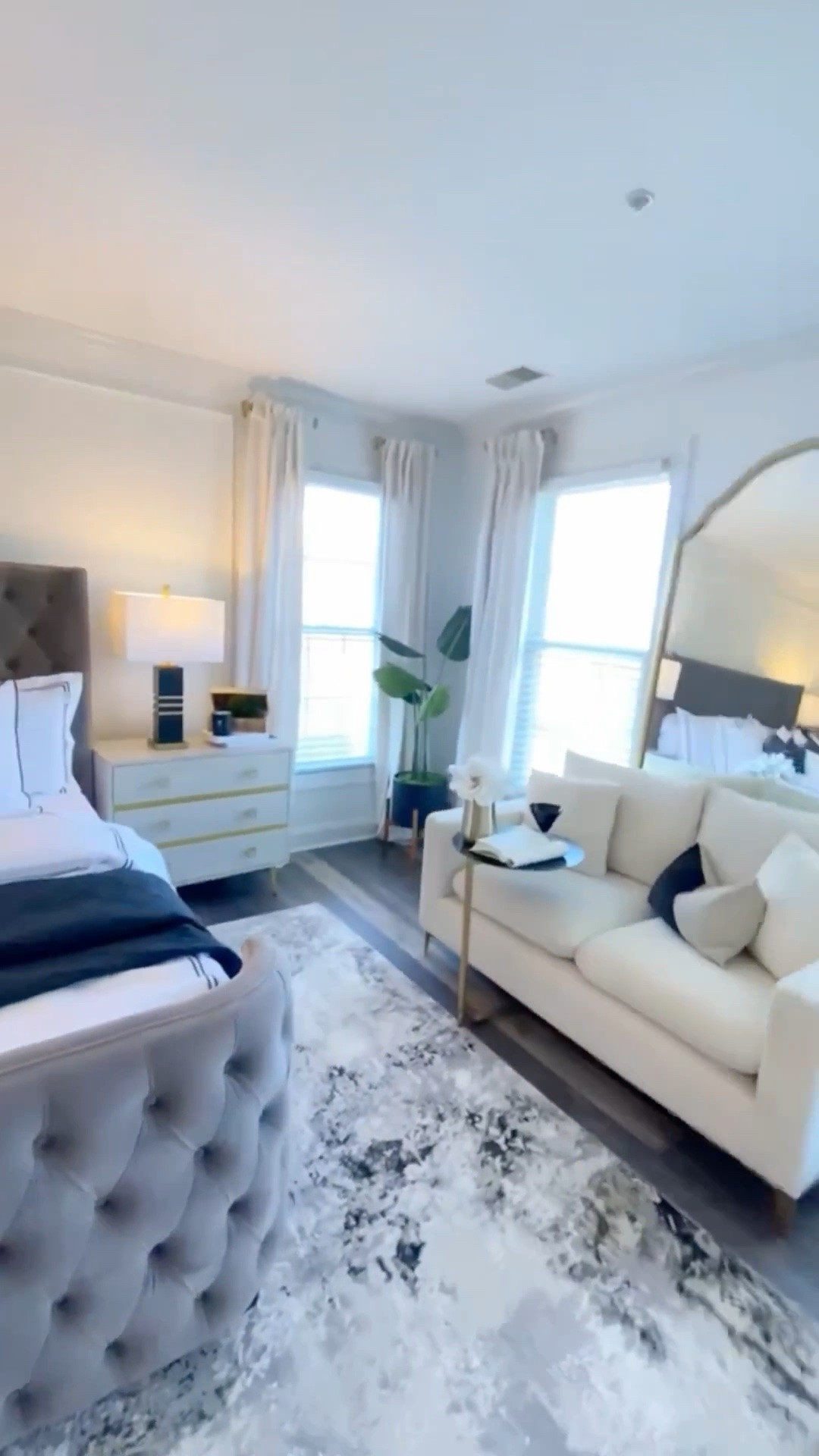 An are rug can really bring a room together and this one is my personal favorite

#LTKHome #LTKSaleAlert