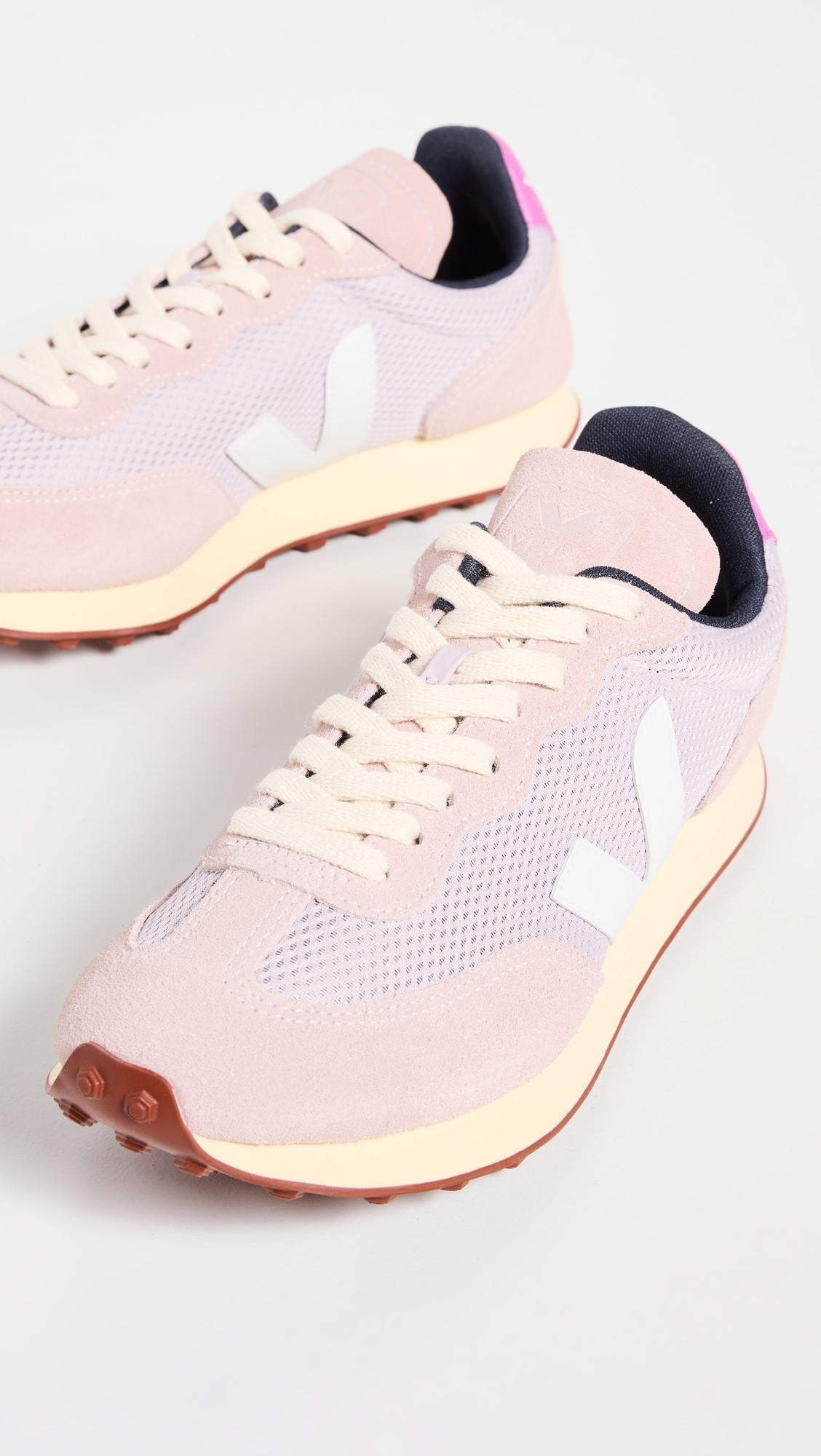 Veja | Shopbop