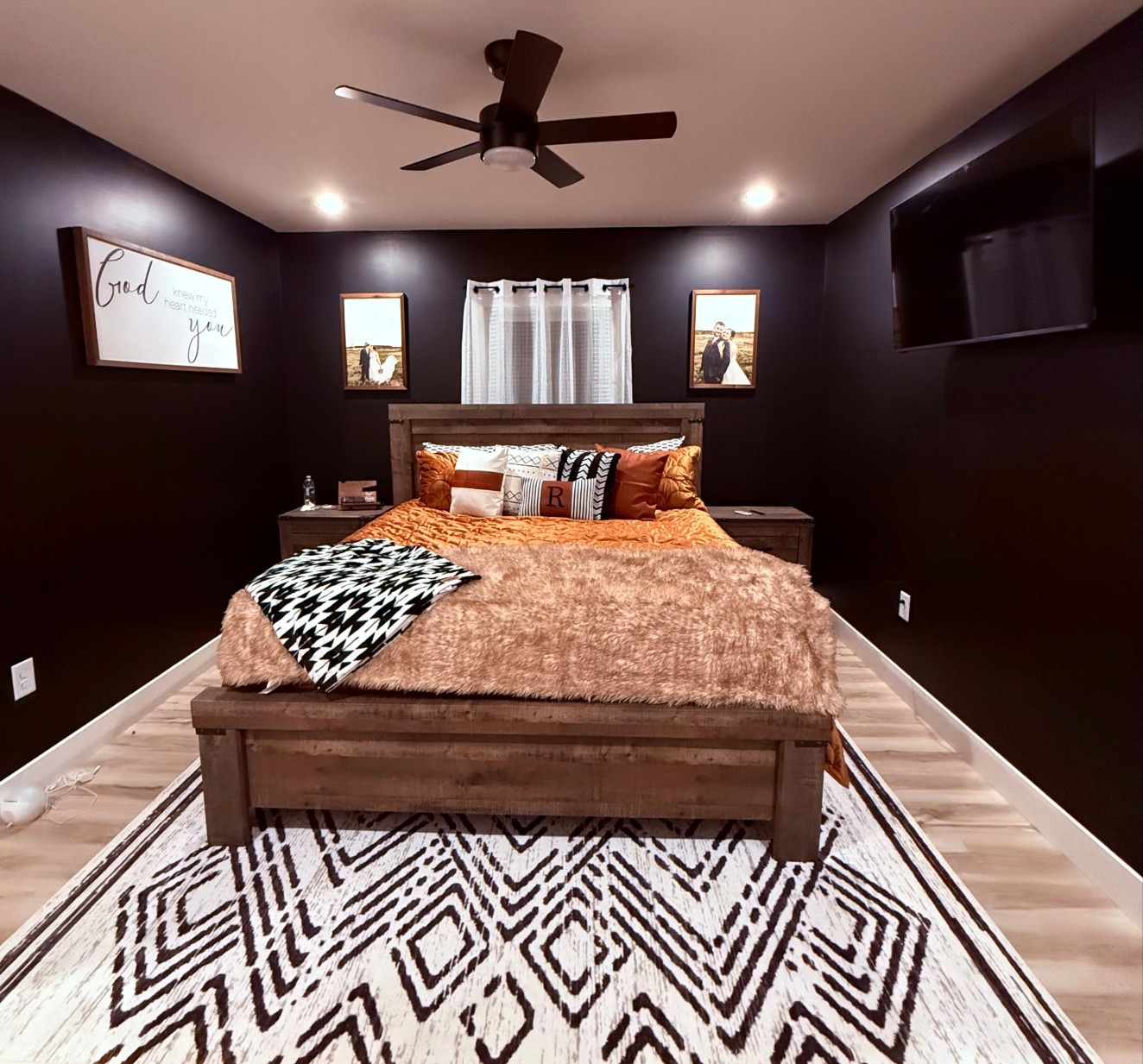 The perfect accent piece to complete our bedroom! Currently on sale👏🏼

#LTKFindsUnder50 #LTKSaleAlert #LTKHome