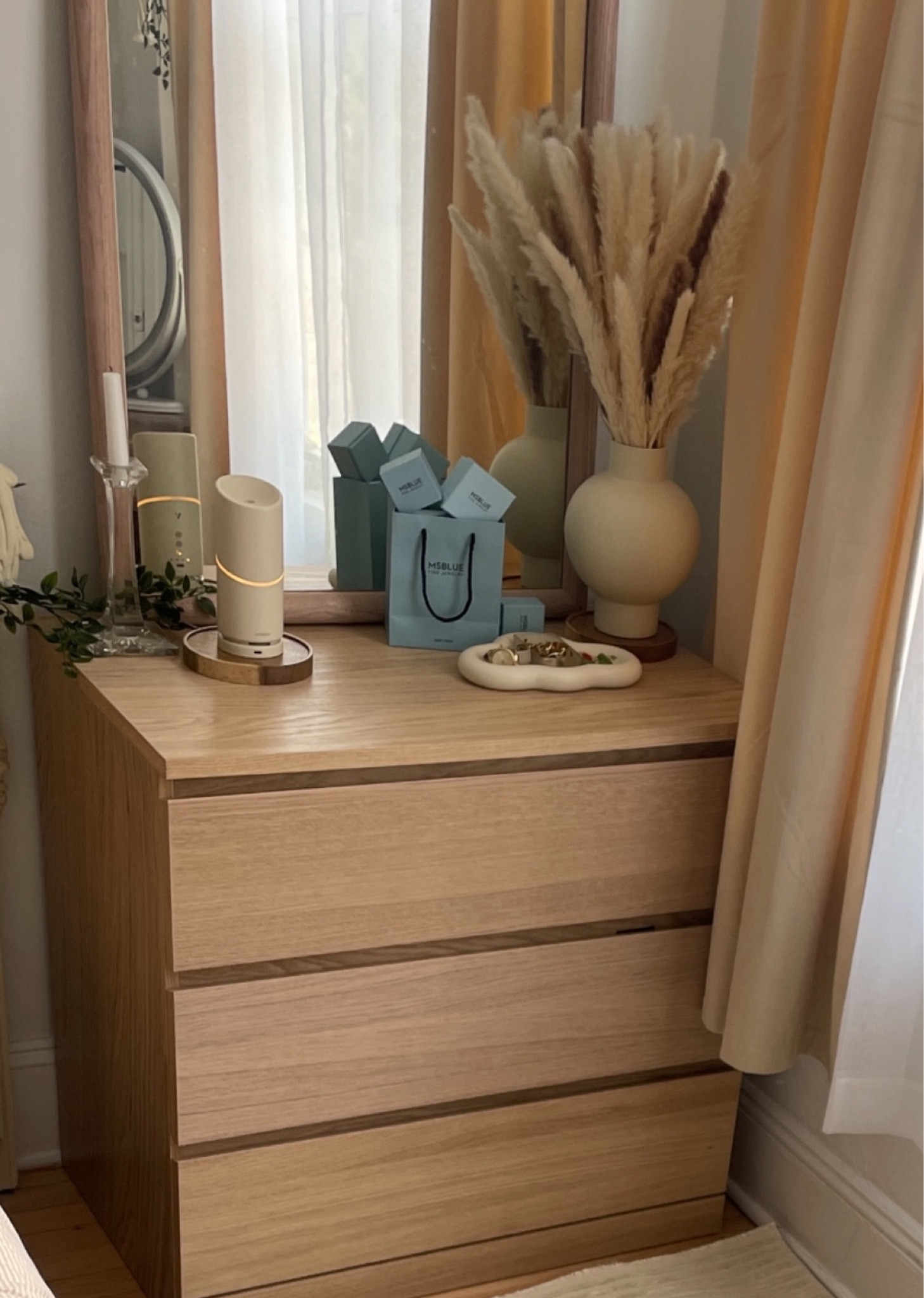 My last apartment had such a cute set up, my dresser & jewelery station. It’s all about aesthetics & function.

#LTKhome #LTKSeasonal