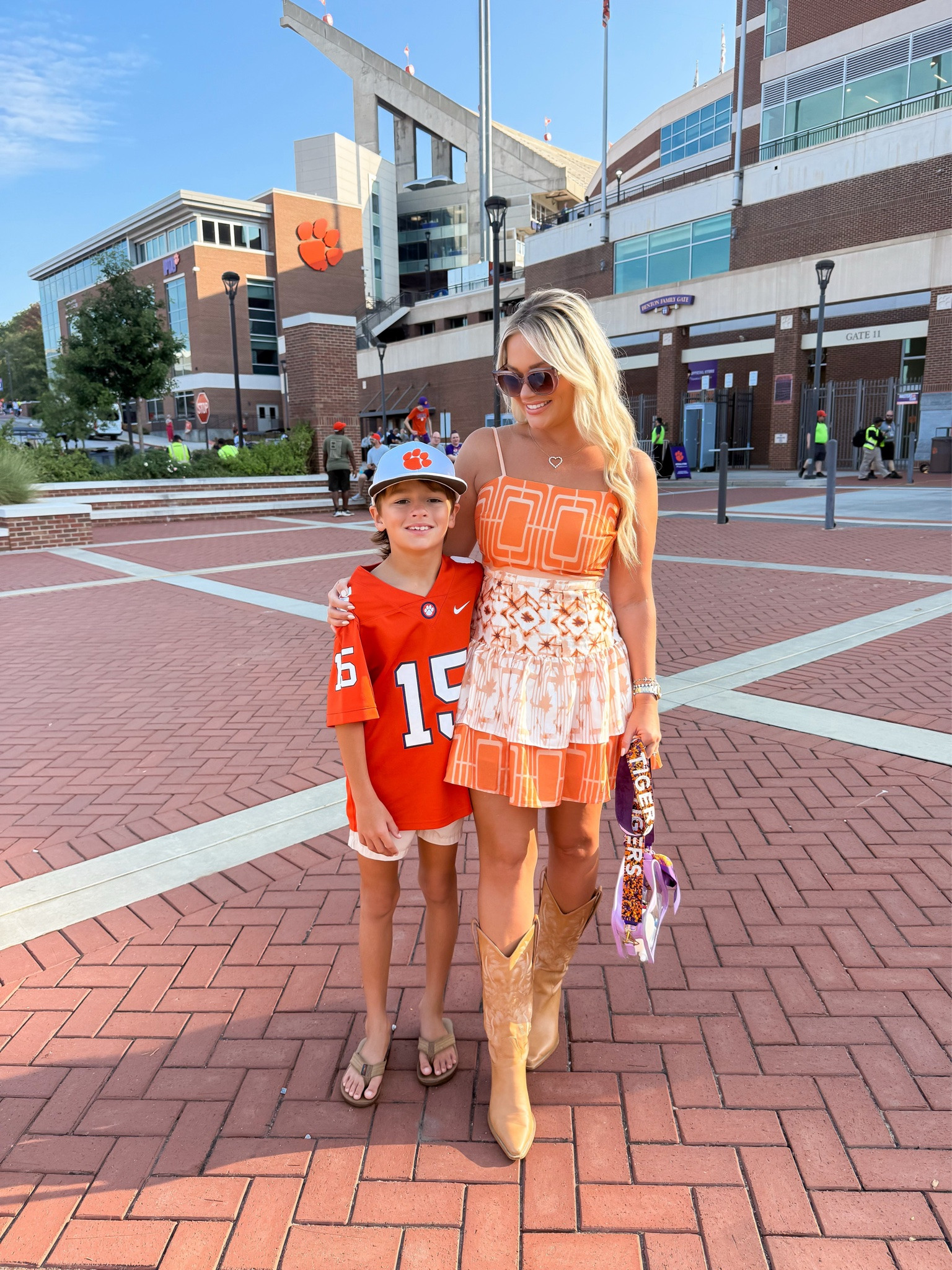 🧡💜🧡💜🧡

#LTKootd #LTKmomlife #LTKdayinmylife