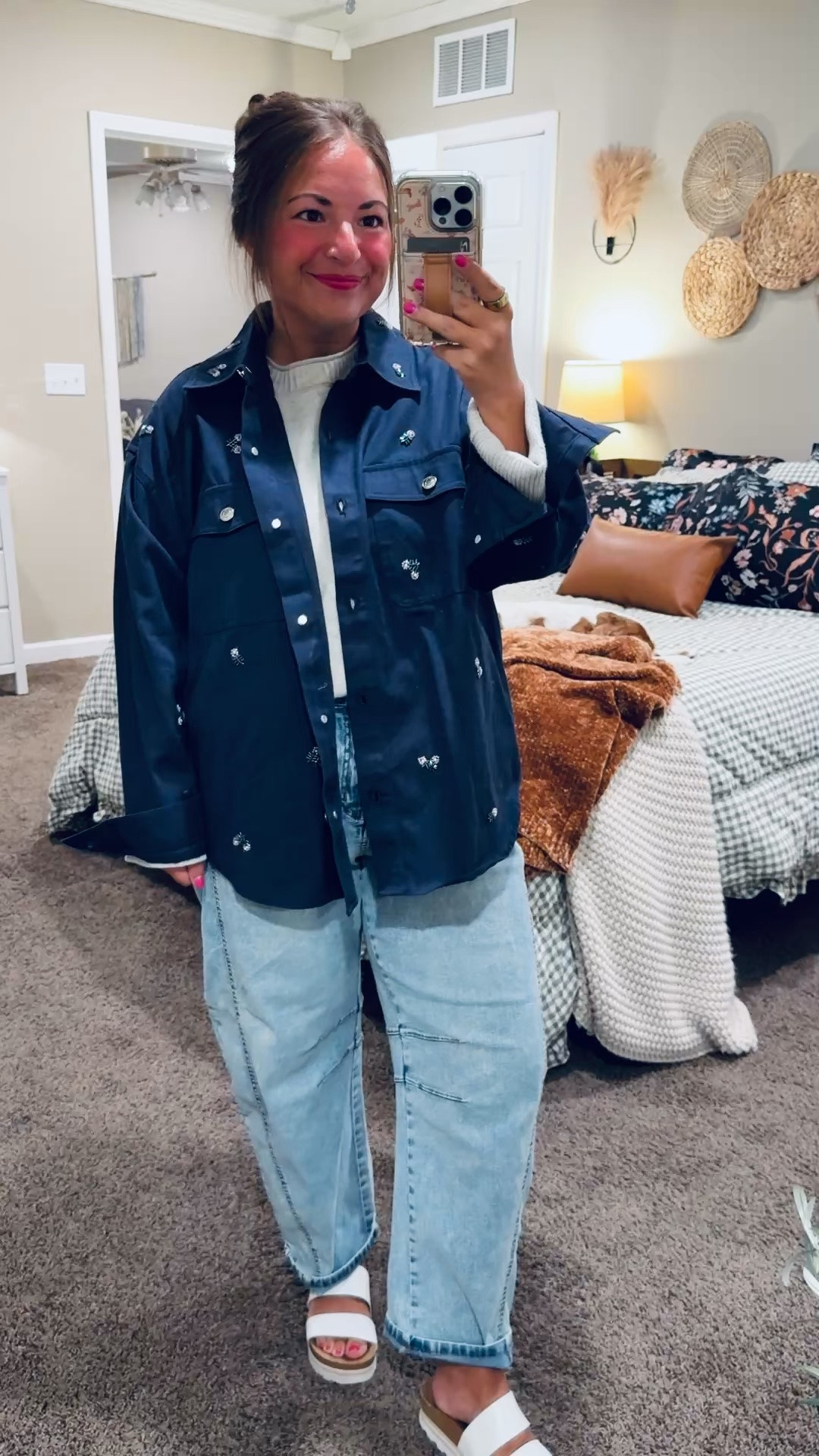 This floral jacket from Walmart is such a fun layering piece! 🌸 The embroidered details add the cutest touch, and it’s perfect to throw over a sweater or tee with jeans! 💙


sandals: fit true to size // wearing a 5
jeans: fit true to size (SUPER stretchy) // wearing a large
sweater: fits true to size // wearing a large
jacket: fits oversized // wearing a large 

 #LTKootd #LTKMidsize #LTKWorkwear