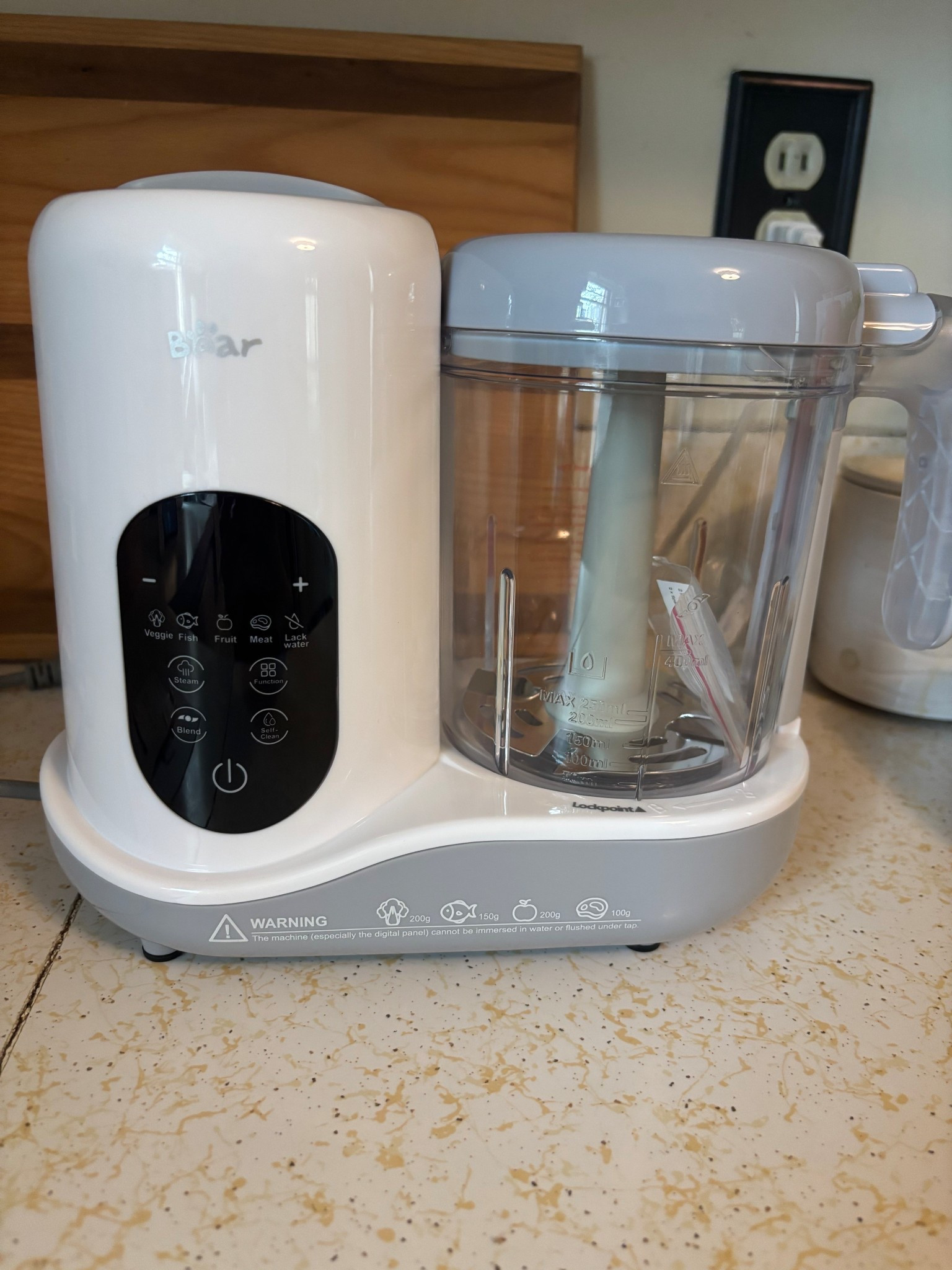 The baby food maker I decided to go with🙃

Beaba & nutribullet had good reviews too! We don’t plan to do purées long so decided to get the more affordable one that still had amazing reviews! 

#LTKKids #LTKBaby #LTKHome