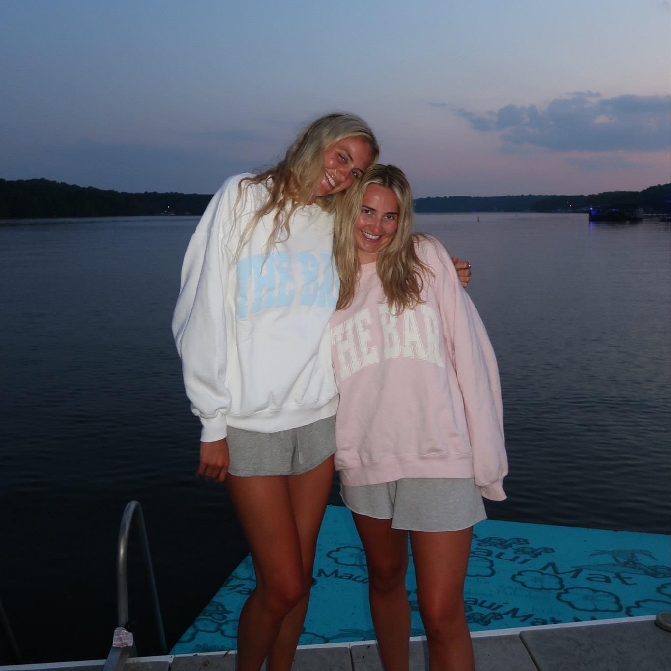 the perfect sweatshirts 🍭🩵