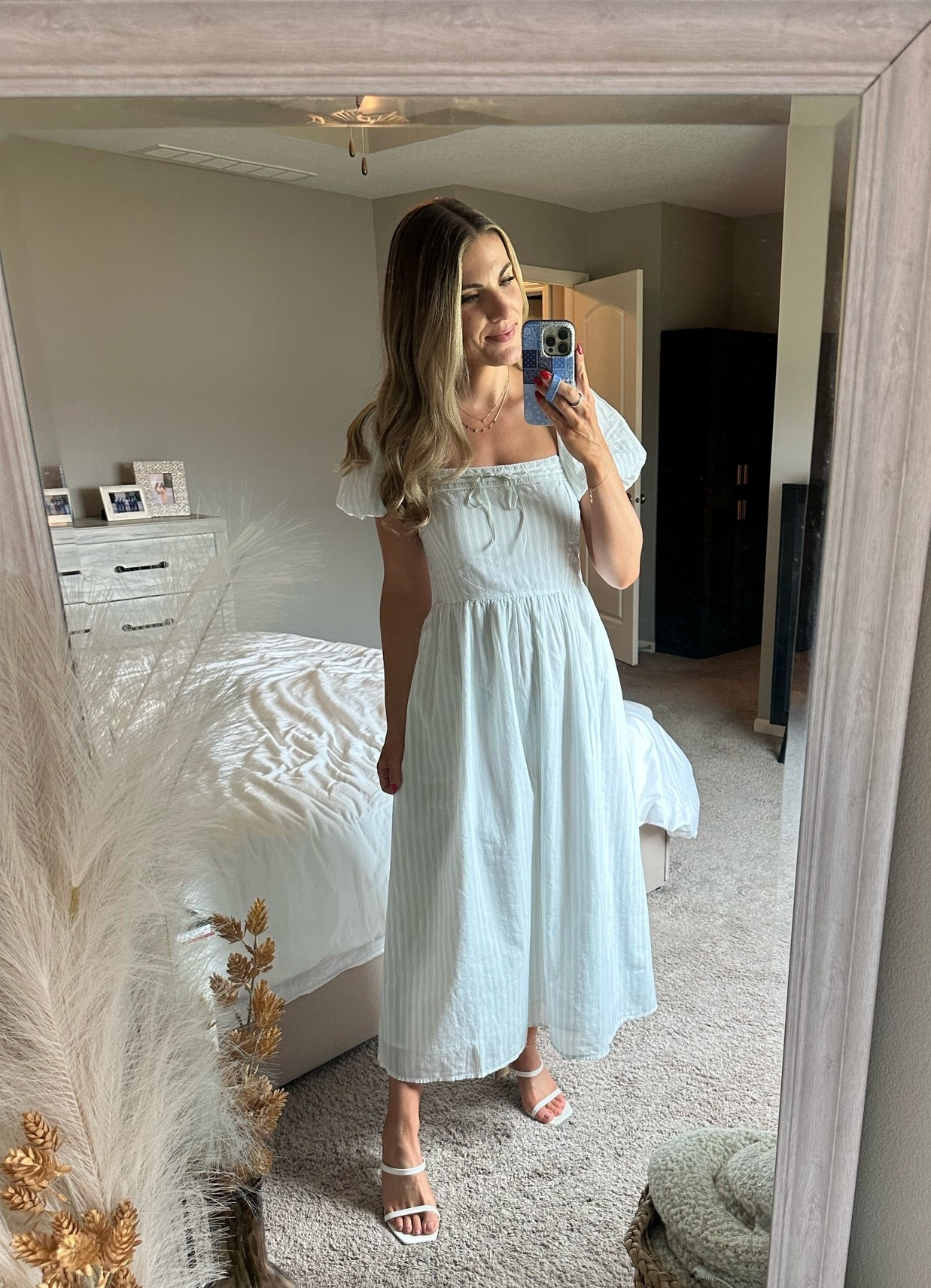 Family photos outfit inspo 
100% cotton dress
Abercrombie dress 
Name necklace

#LTKxAbercrombie
